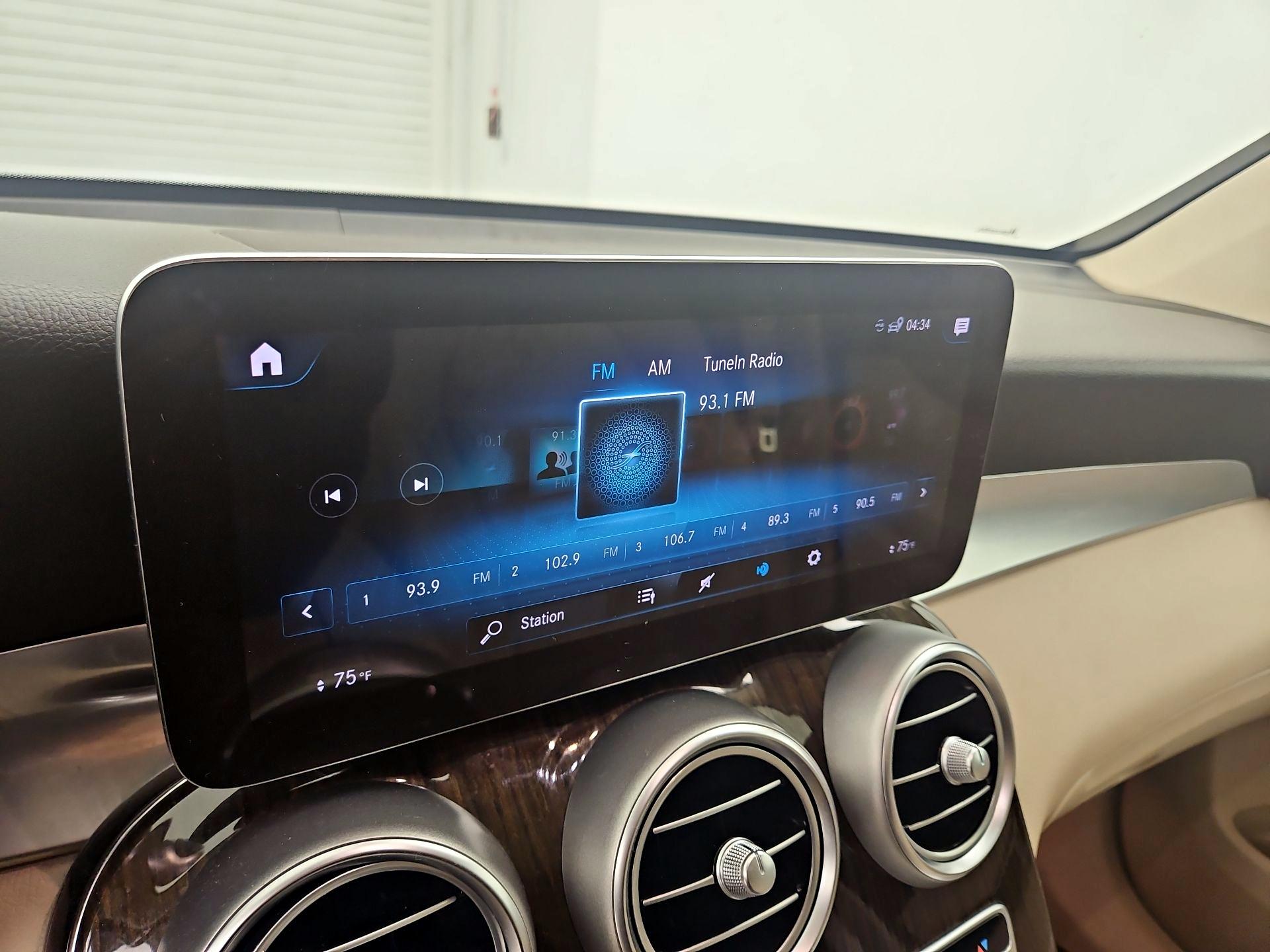 Thumbnail: 2021 Mercedes-Benz GLC - 15