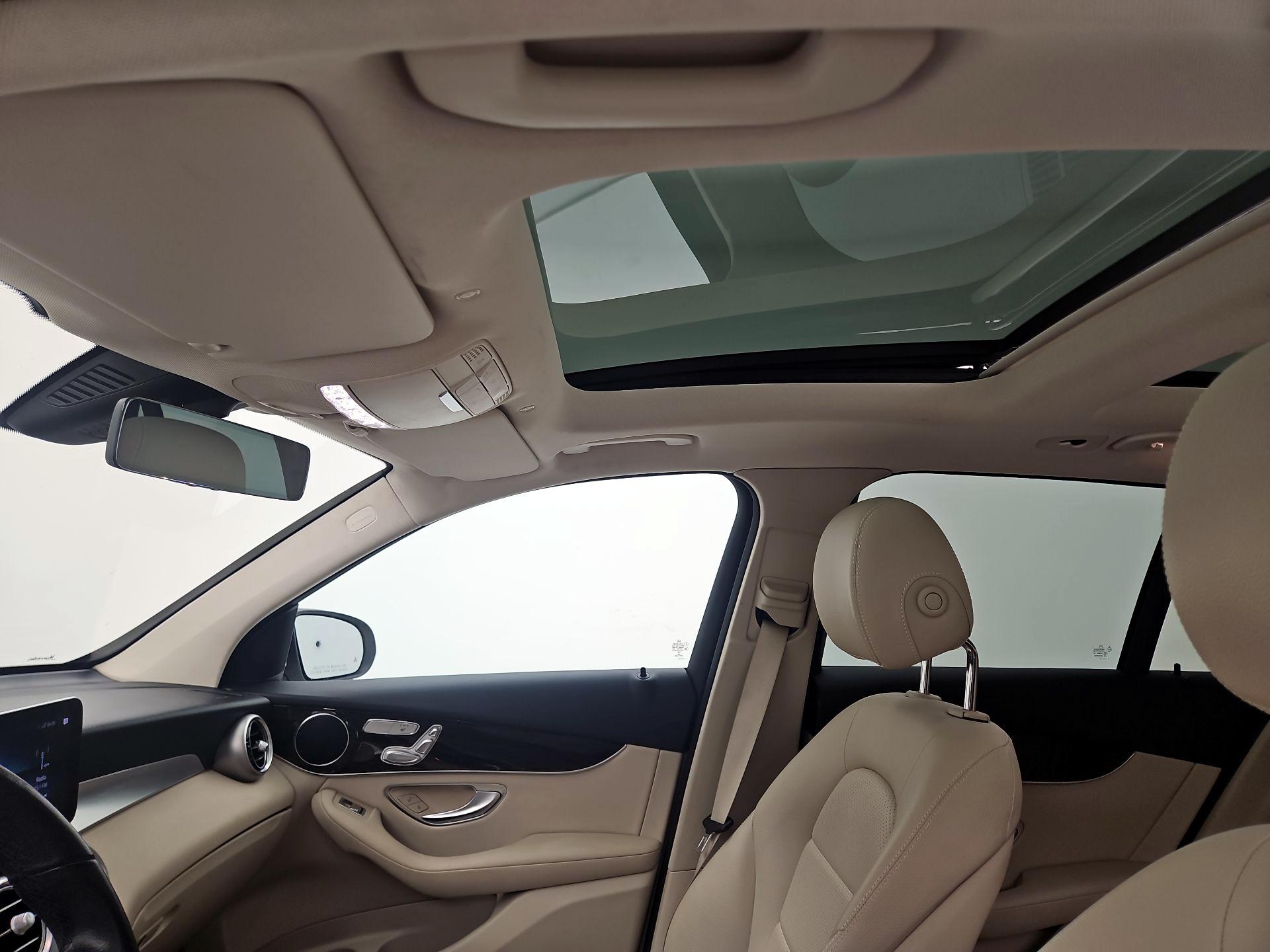 Thumbnail: 2021 Mercedes-Benz GLC - 18