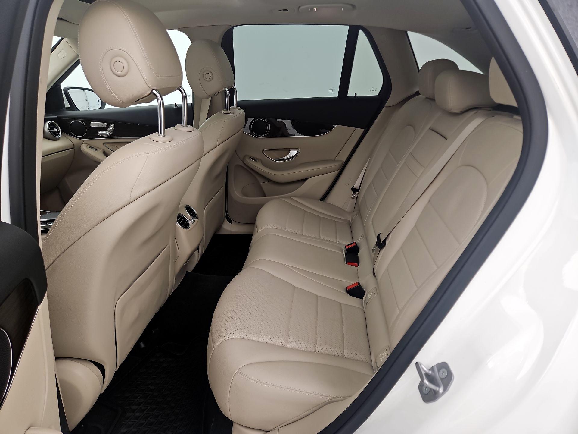 Thumbnail: 2021 Mercedes-Benz GLC - 19