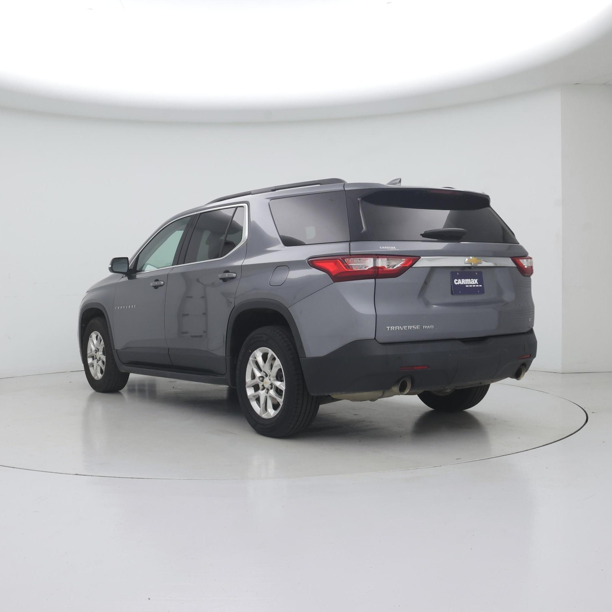 Thumbnail: 2021 Chevrolet Traverse - 2