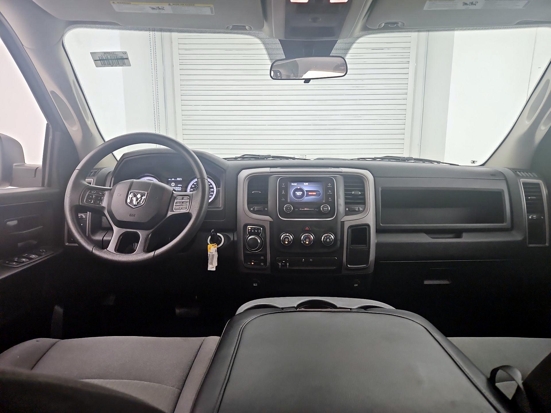 Thumbnail: 2022 RAM 1500 Classic - 9