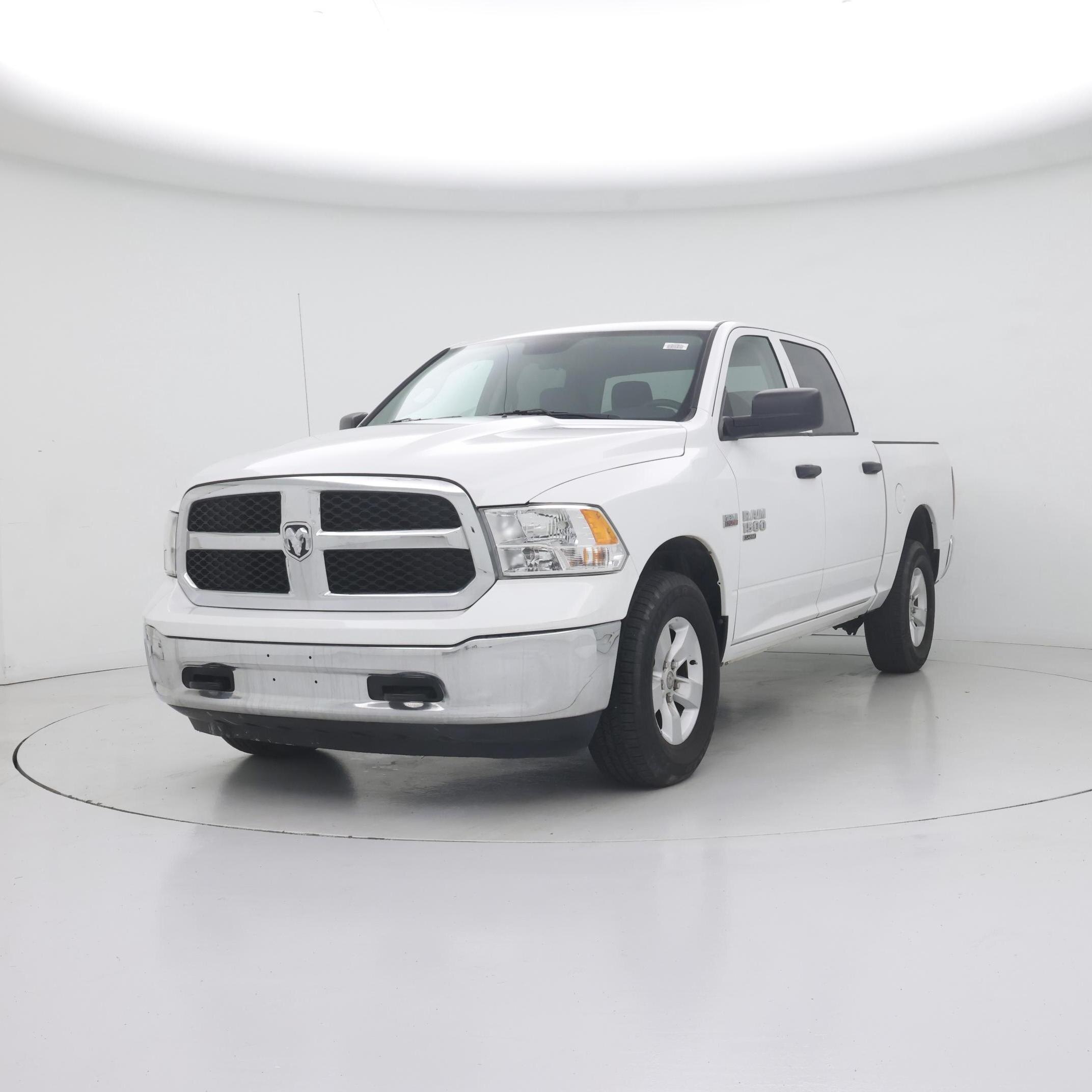 Thumbnail: 2022 RAM 1500 Classic - 4