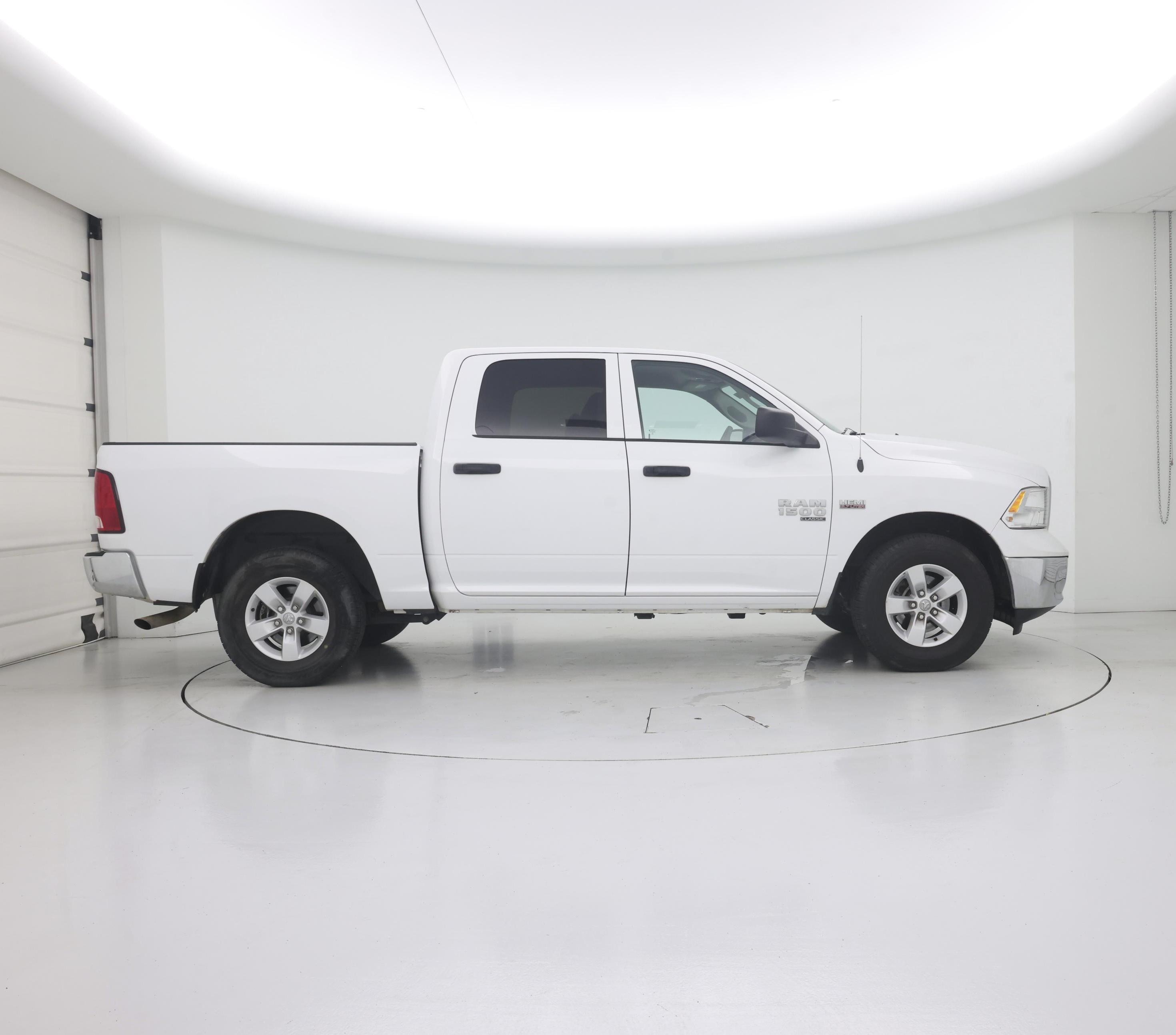 Thumbnail: 2022 RAM 1500 Classic - 7