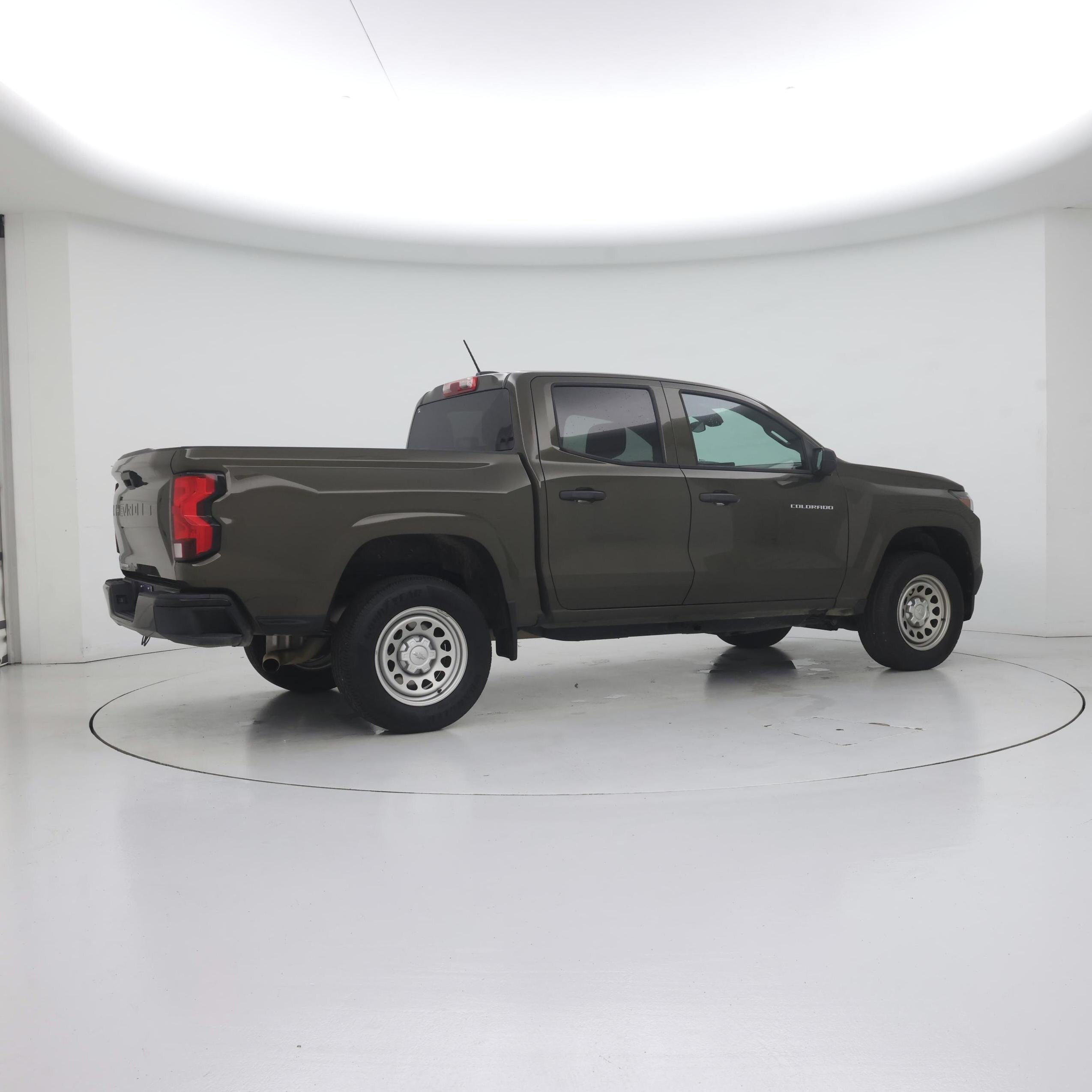 Thumbnail: 2023 Chevrolet Colorado - 2