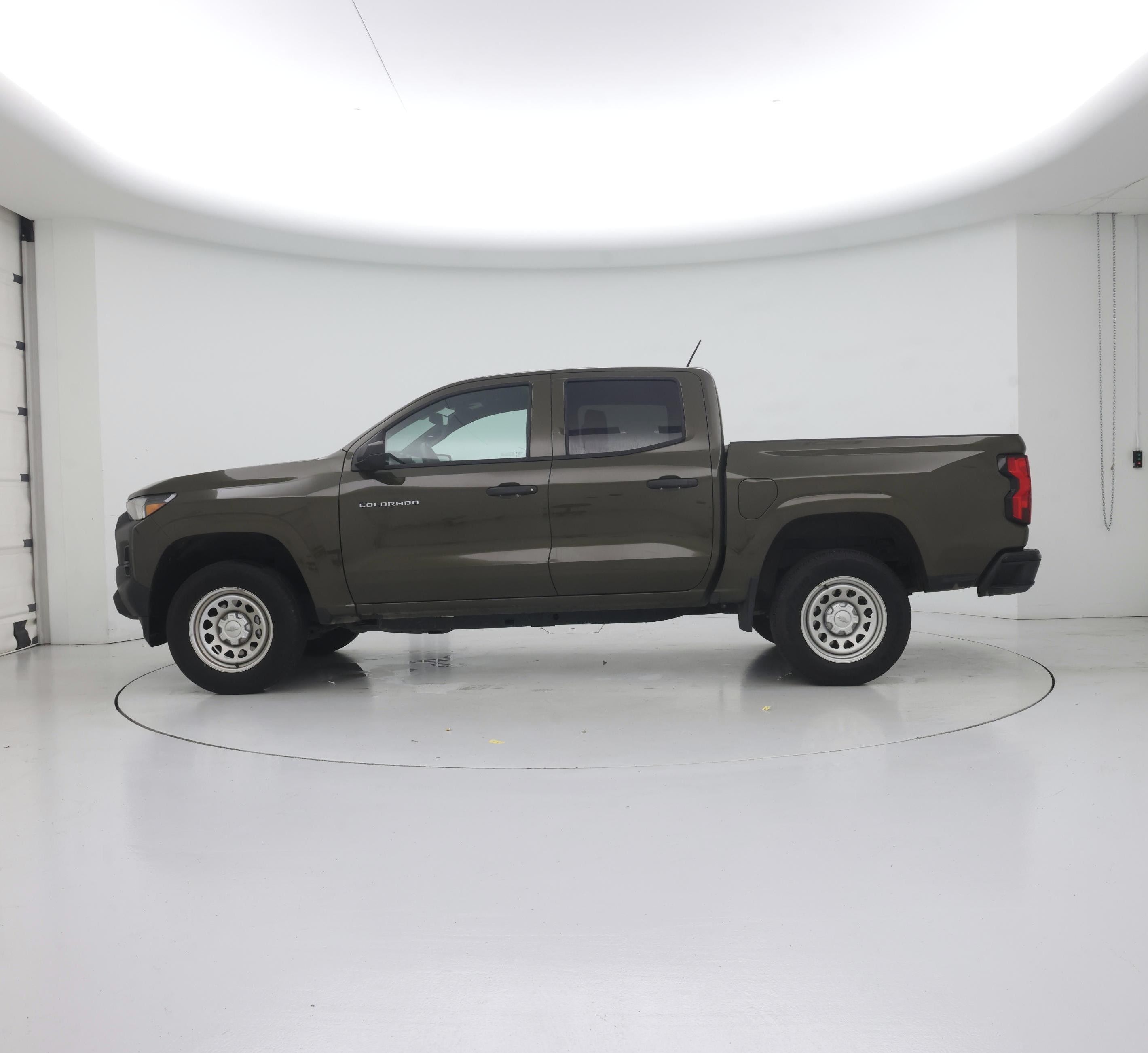 Thumbnail: 2023 Chevrolet Colorado - 5