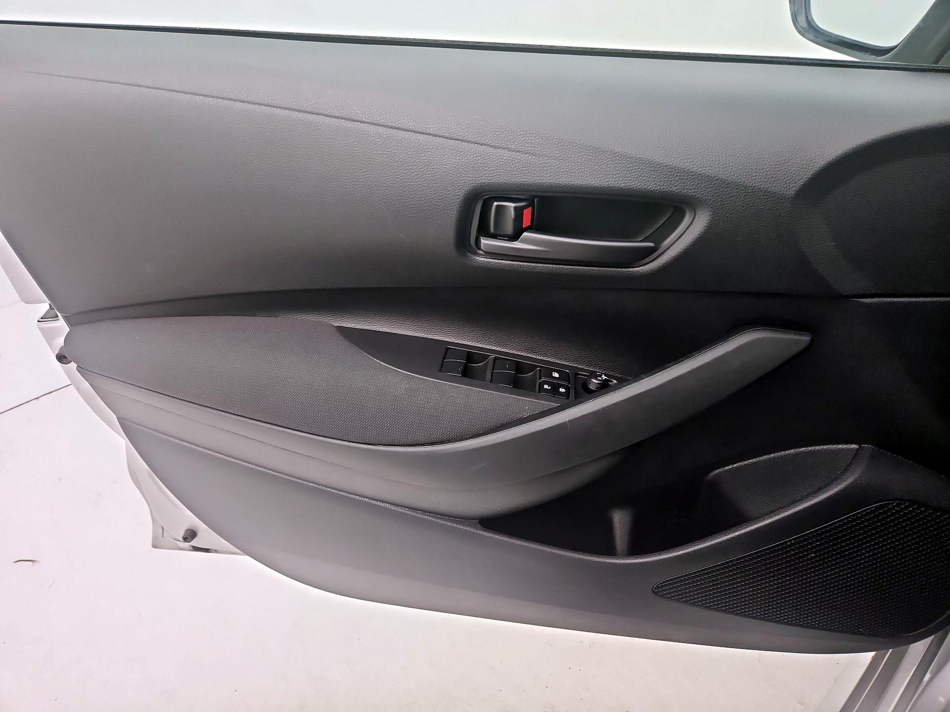 Thumbnail: 2025 Toyota Corolla - 12