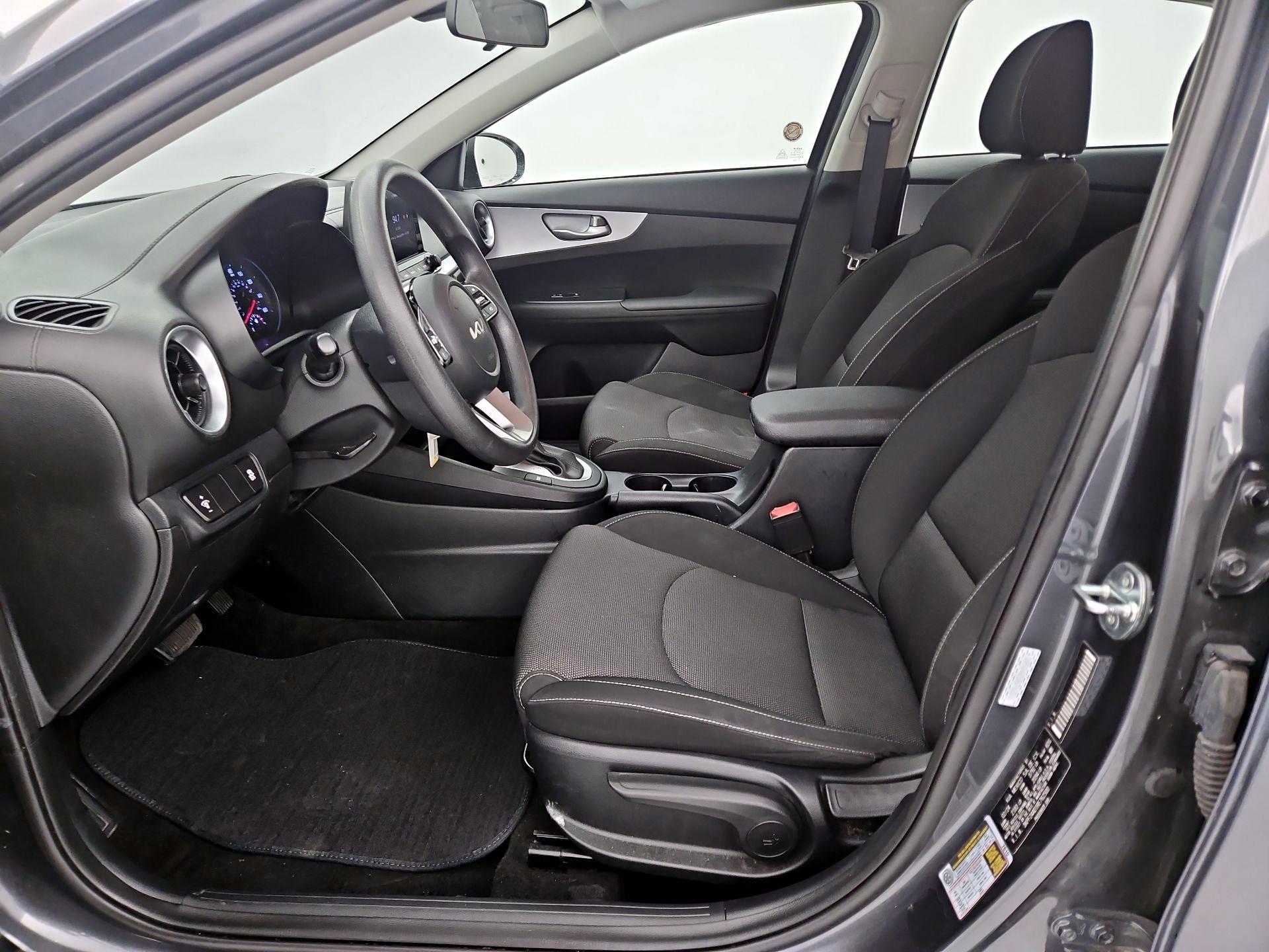 Thumbnail: 2024 Kia Forte - 11