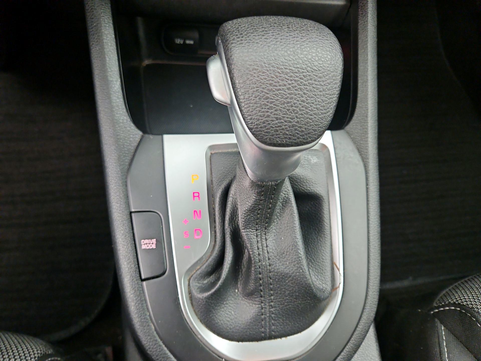 Thumbnail: 2024 Kia Forte - 17