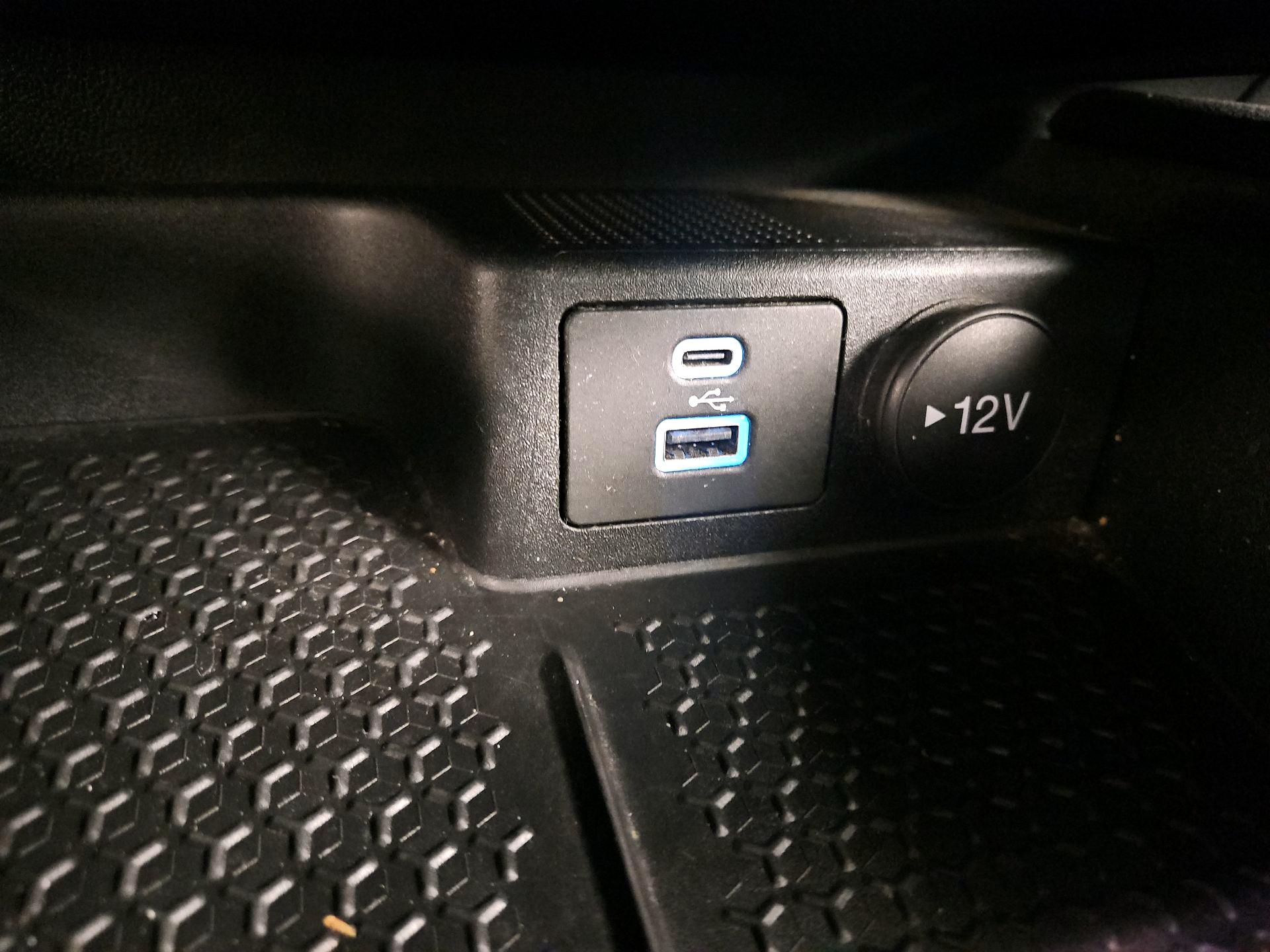 Thumbnail: 2022 Ford Bronco Sport - 18