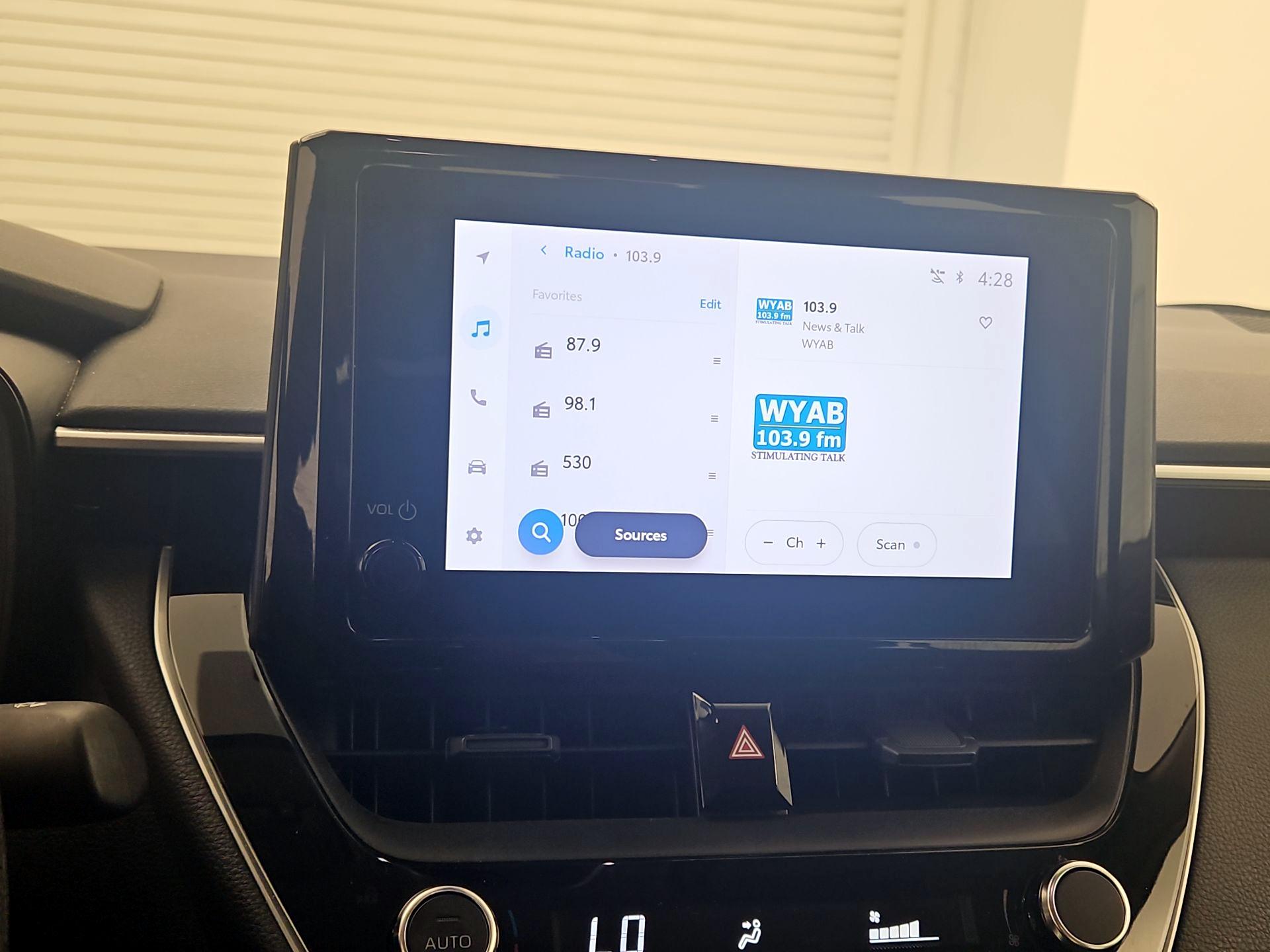 Thumbnail: 2024 Toyota Corolla - 15