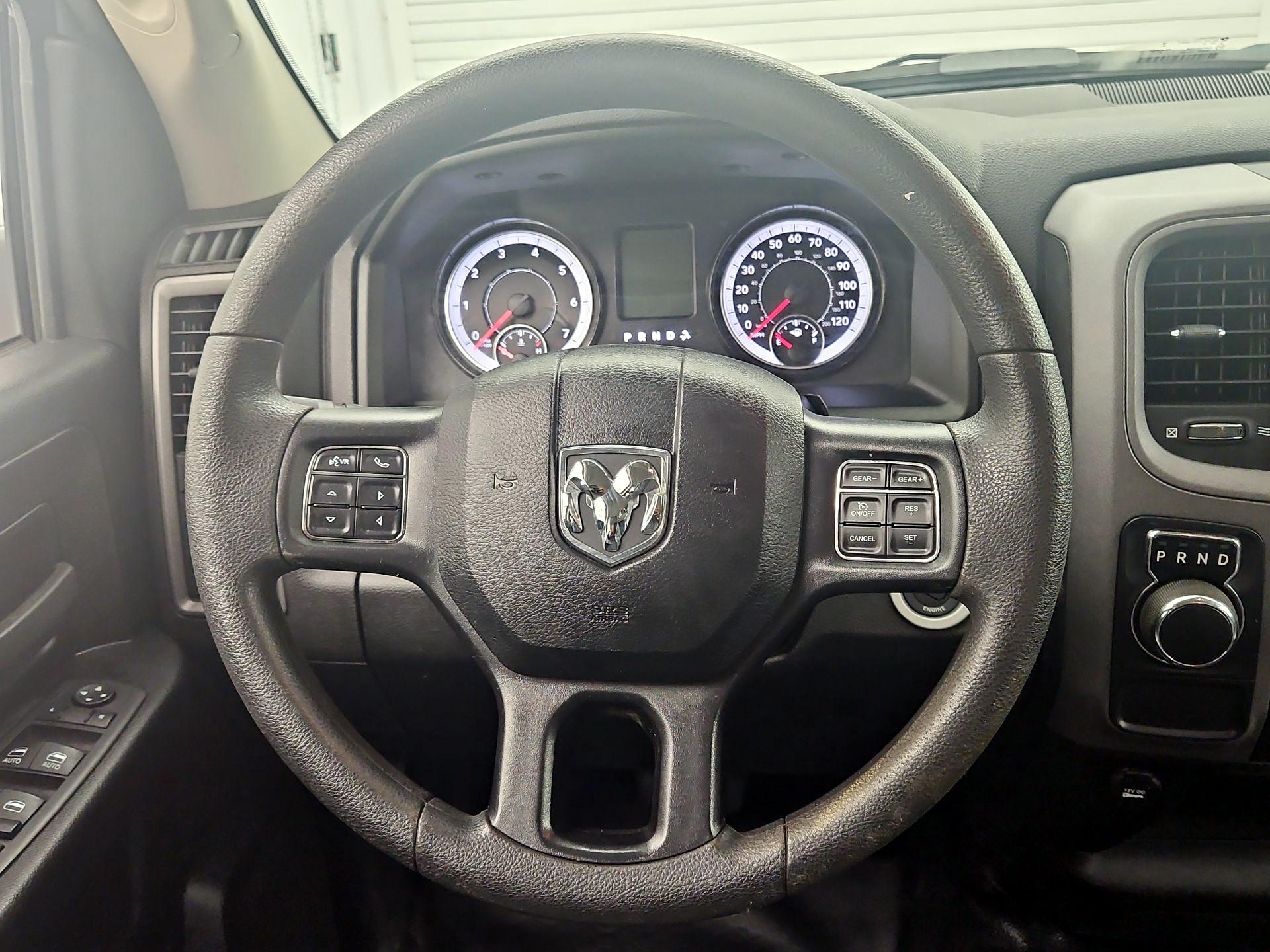 Thumbnail: 2021 RAM 1500 Classic - 10