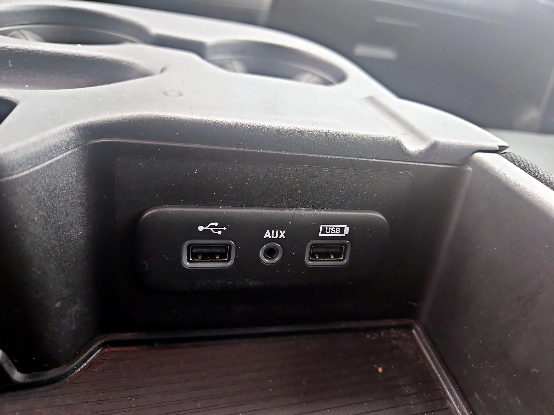 Thumbnail: 2021 RAM 1500 Classic - 18