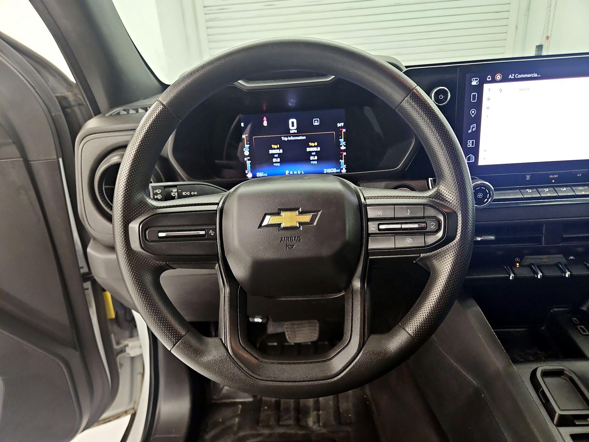 Thumbnail: 2023 Chevrolet Colorado - 10