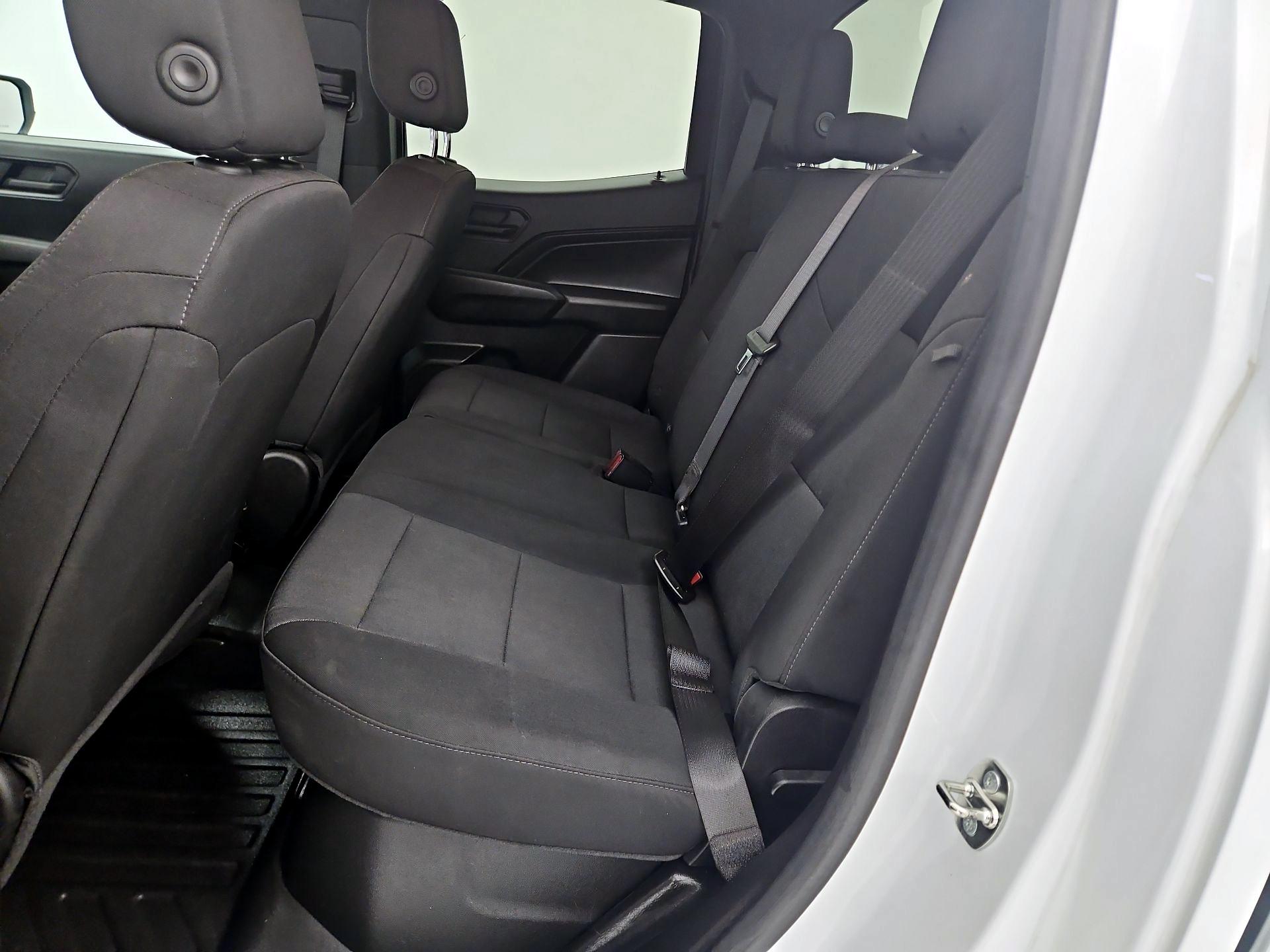 Thumbnail: 2023 Chevrolet Colorado - 20