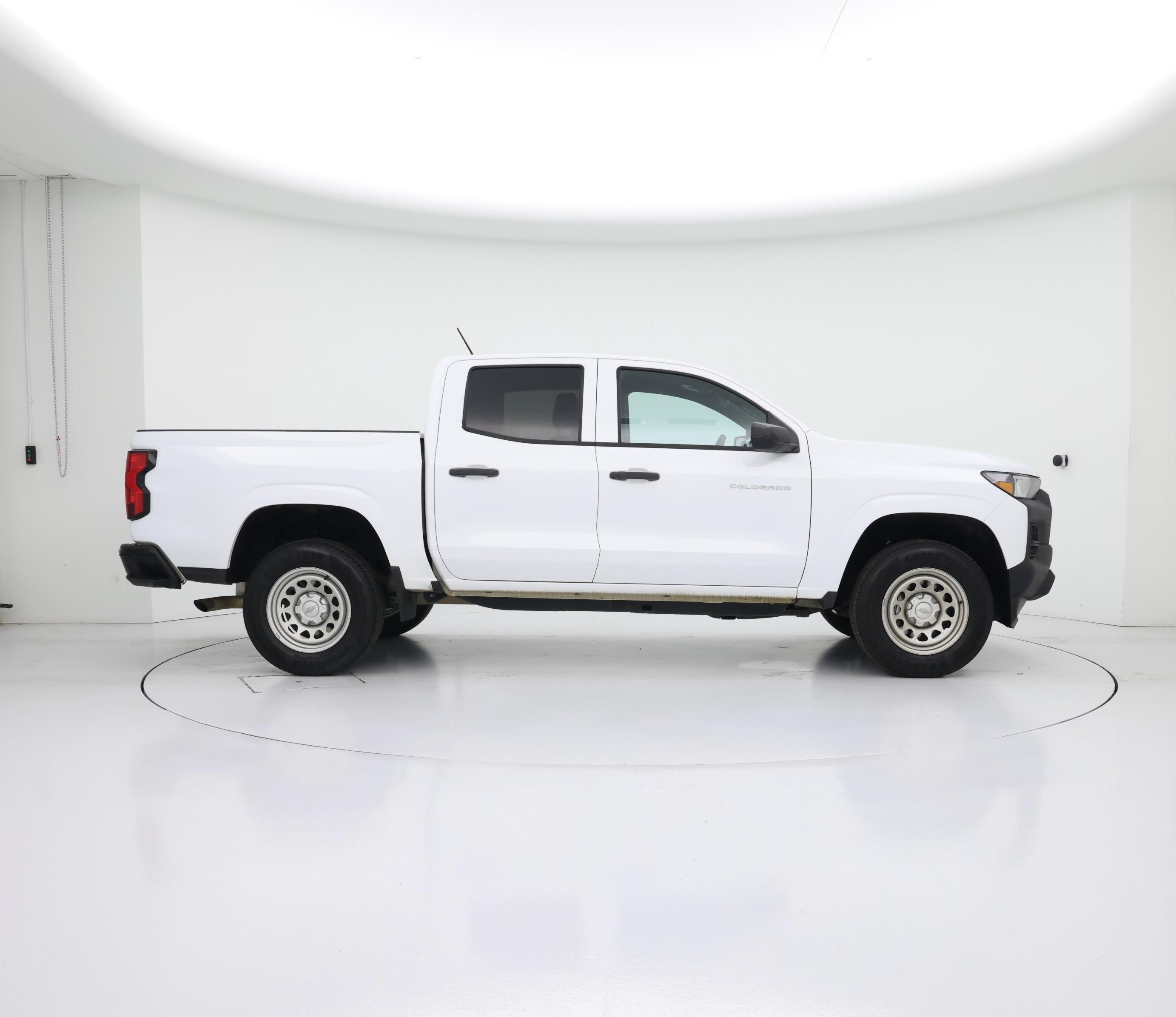 Thumbnail: 2023 Chevrolet Colorado - 7