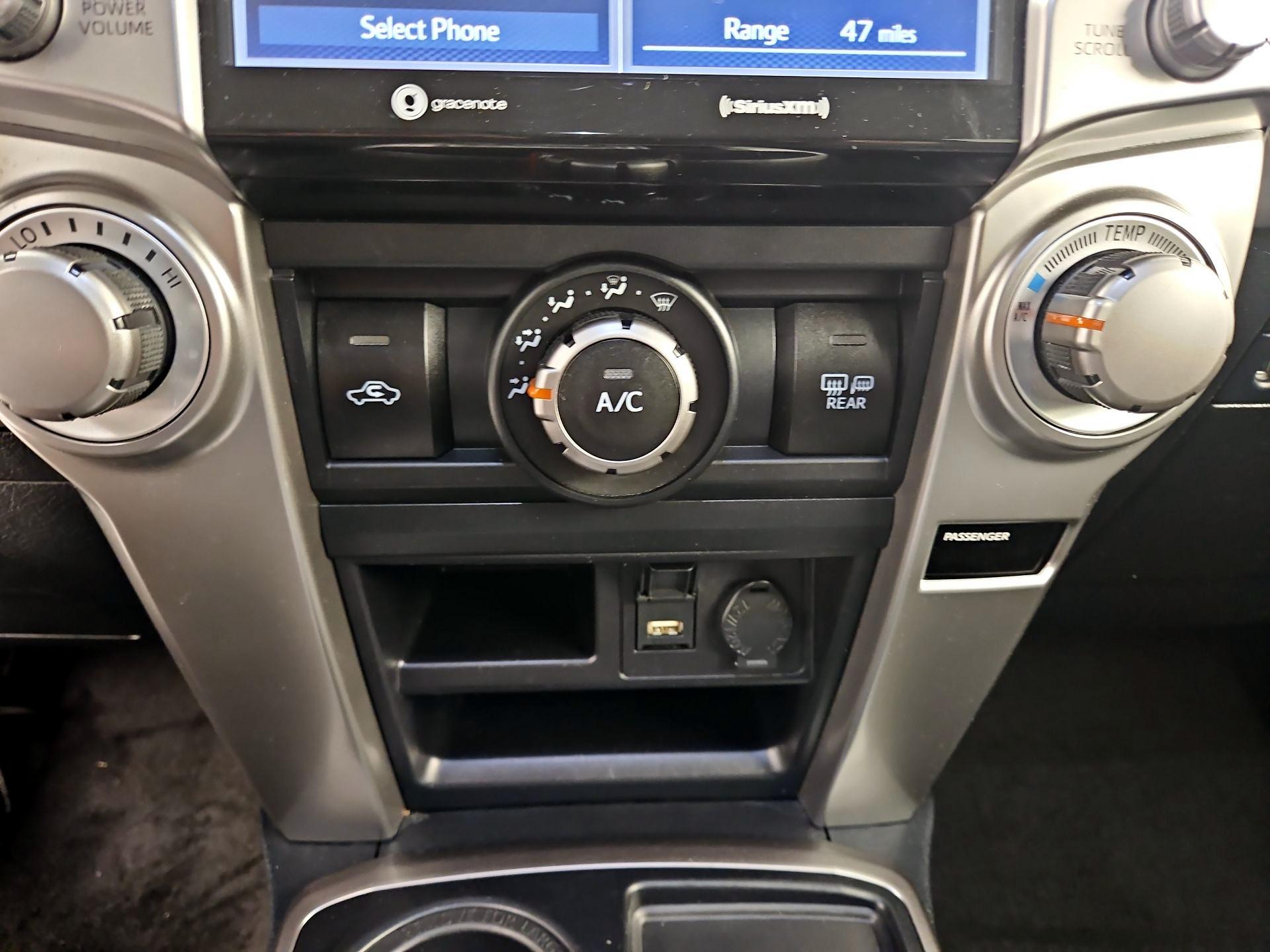 Thumbnail: 2023 Toyota 4Runner - 16