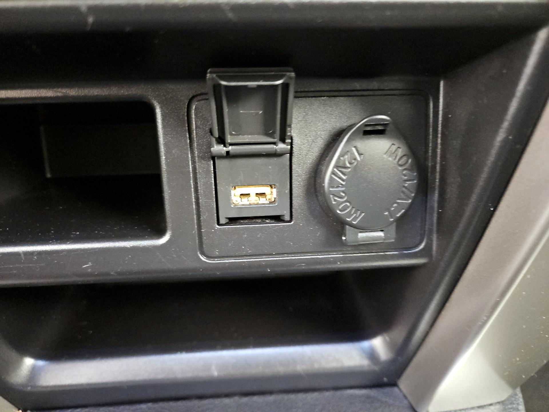 Thumbnail: 2023 Toyota 4Runner - 18