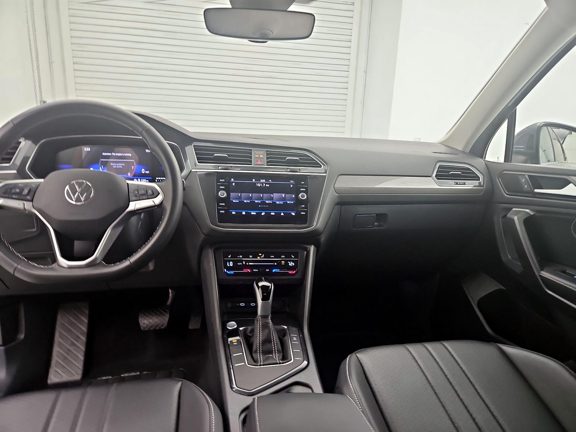 Thumbnail: 2024 Volkswagen Tiguan - 9