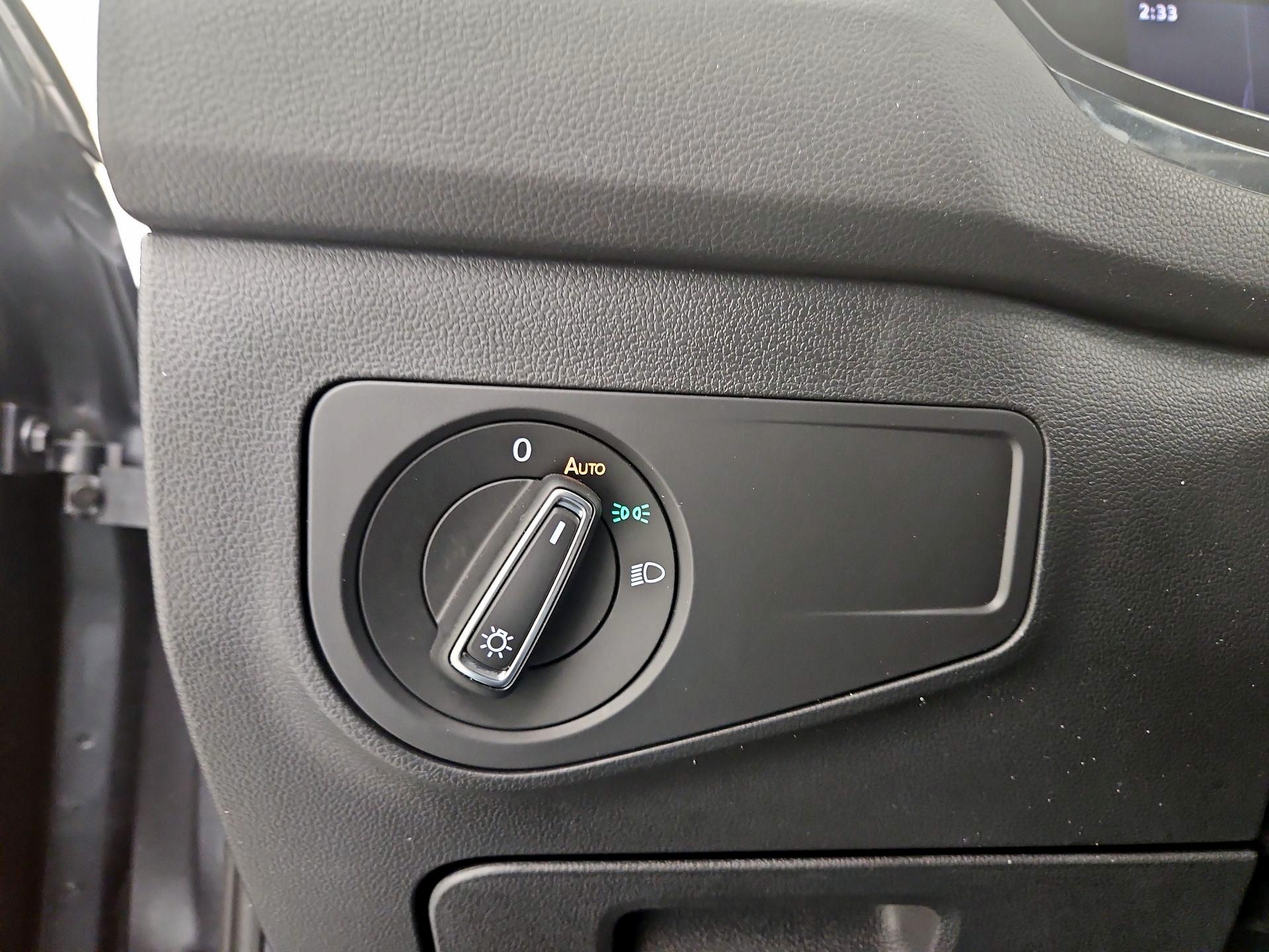 Thumbnail: 2024 Volkswagen Tiguan - 13