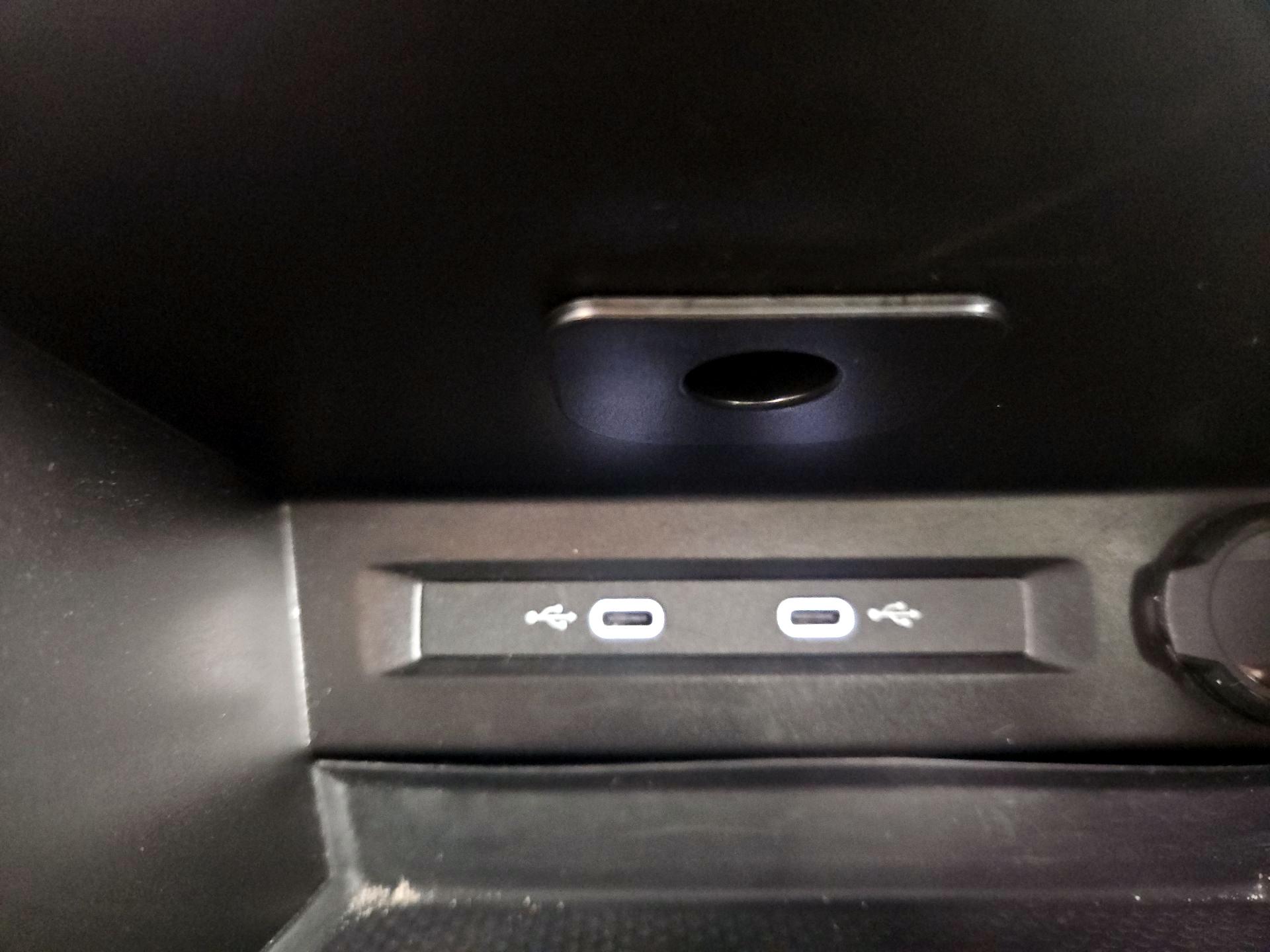 Thumbnail: 2024 Volkswagen Tiguan - 18