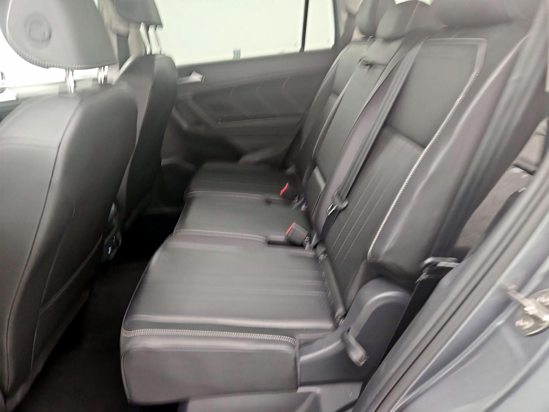 Thumbnail: 2024 Volkswagen Tiguan - 19