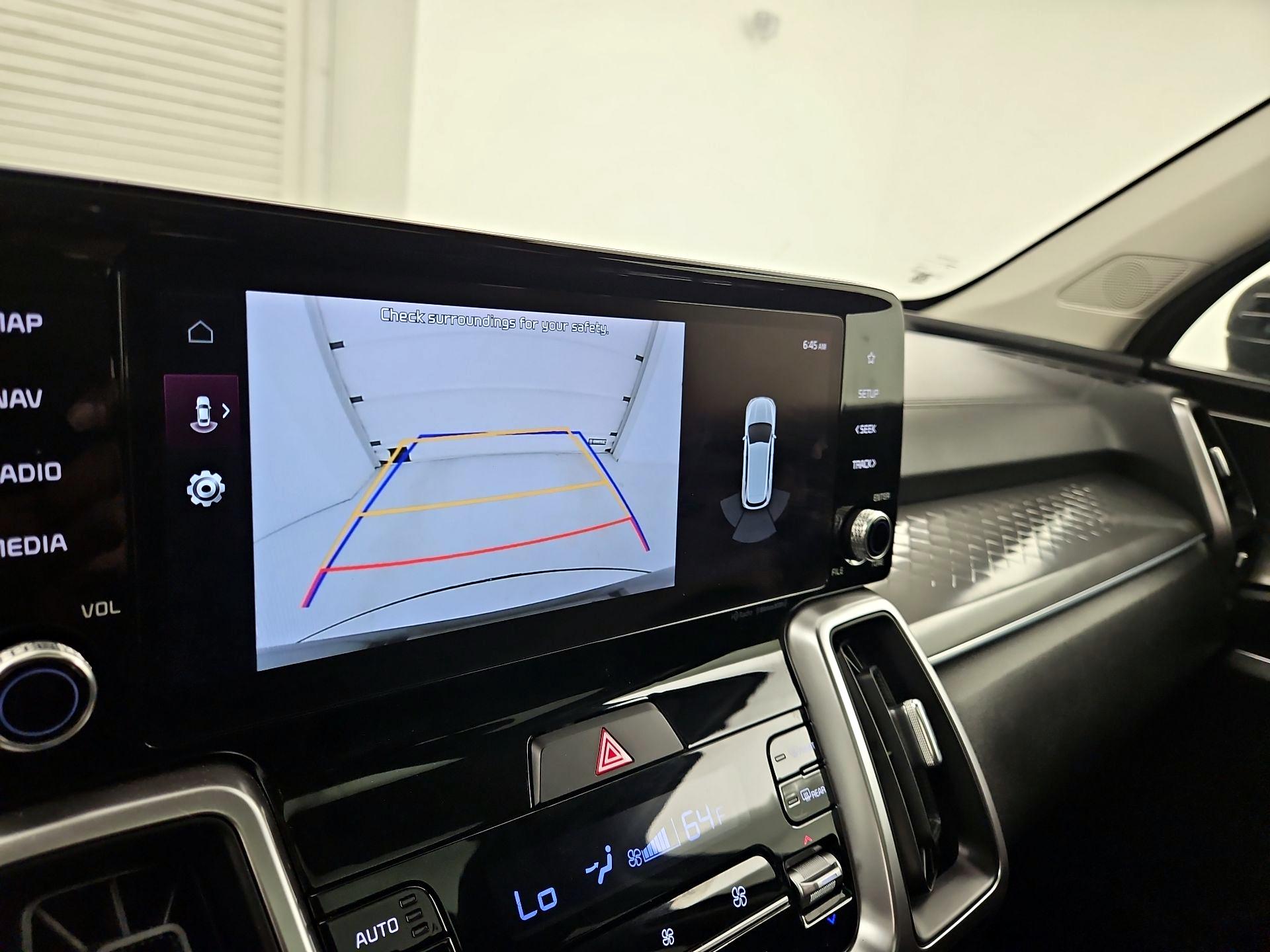 Thumbnail: 2023 Kia Sorento - 15