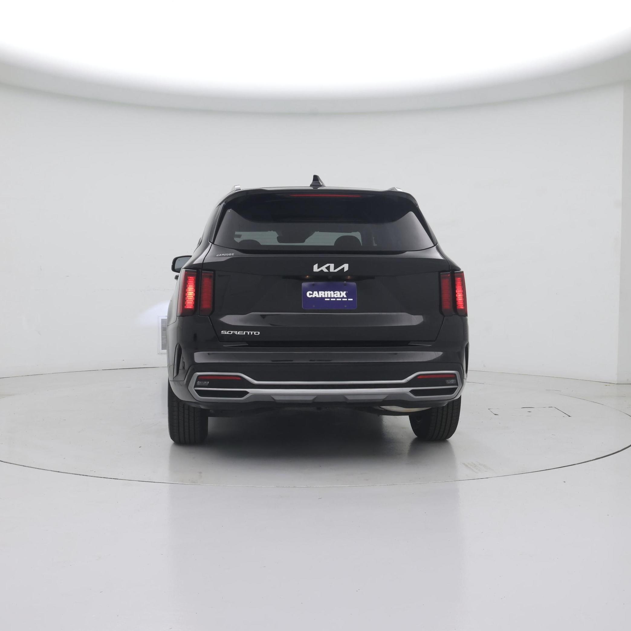 Thumbnail: 2023 Kia Sorento - 6