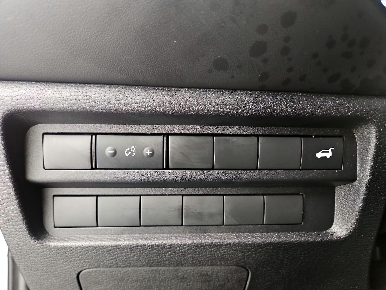 2024 Mitsubishi Outlander SE - Photo 14