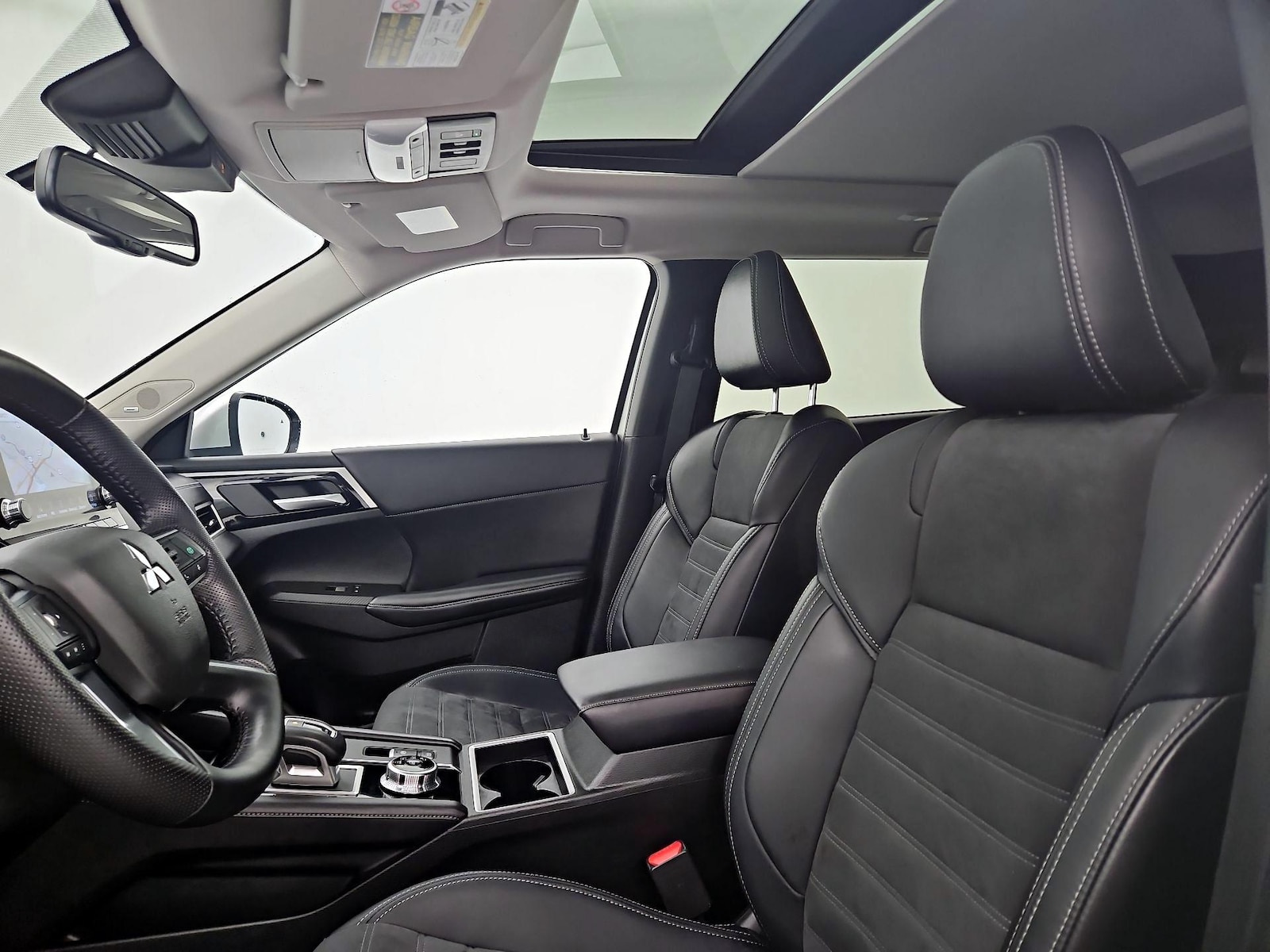 2024 Mitsubishi Outlander SE - Photo 21