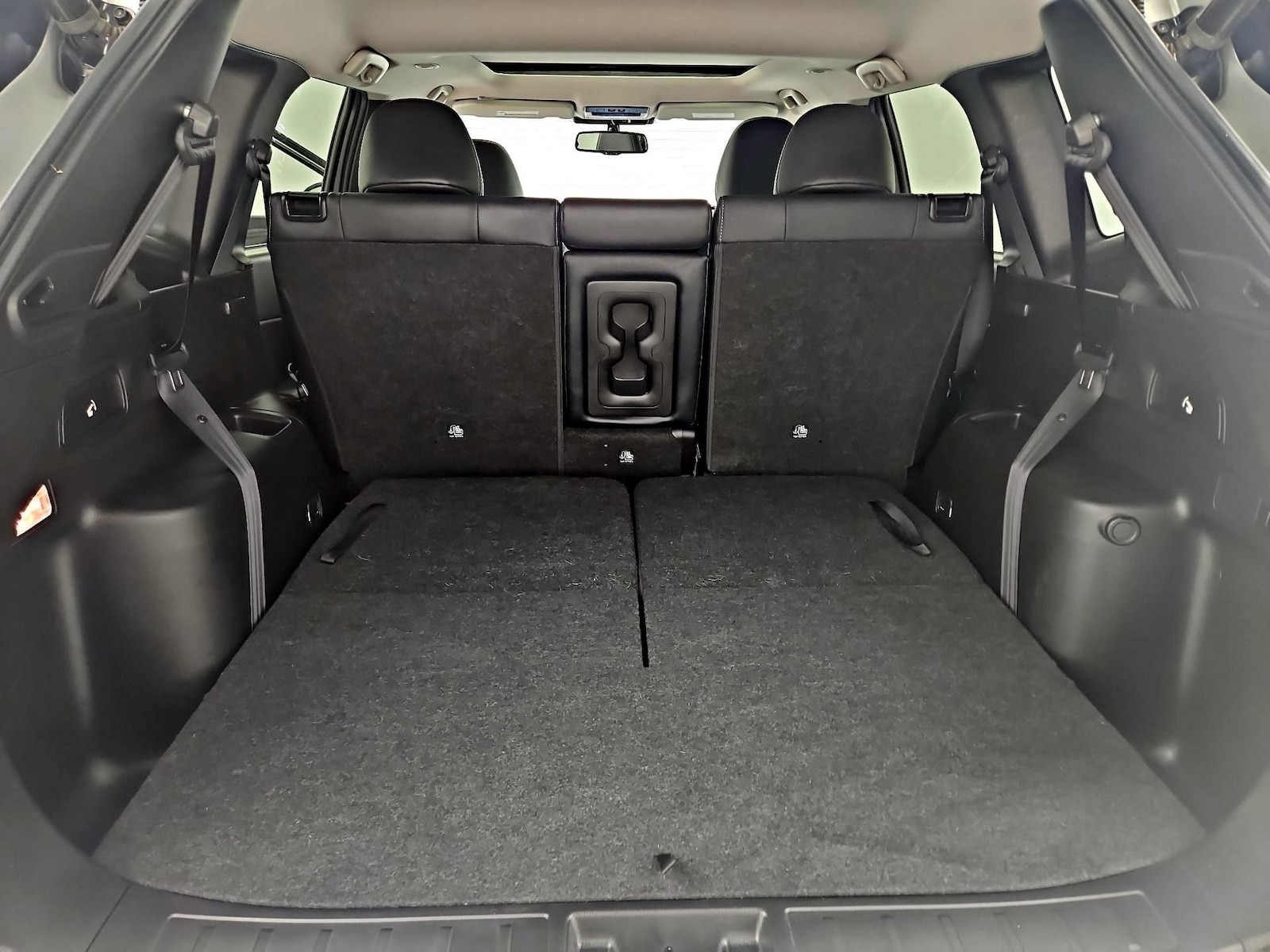 2024 Mitsubishi Outlander SE - Photo 25