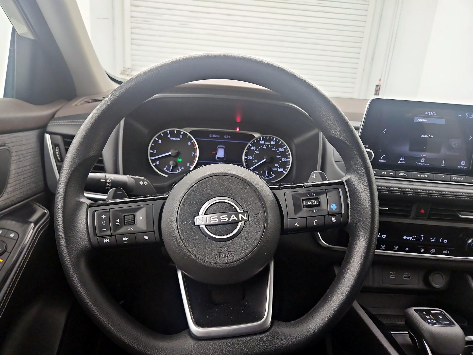 Thumbnail: 2023 Nissan Rogue - 10