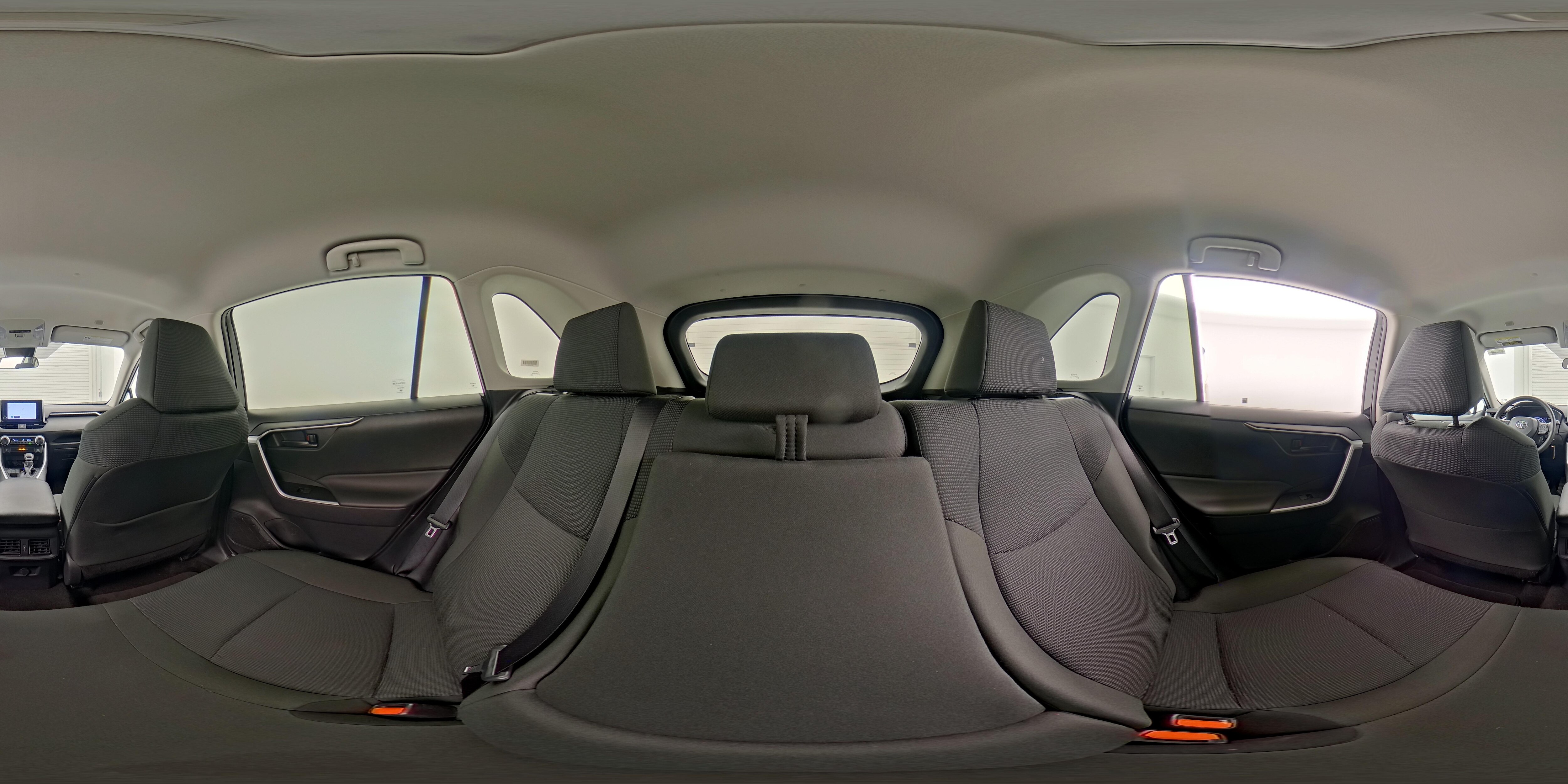 2024 Toyota RAV4 LE - Photo 26