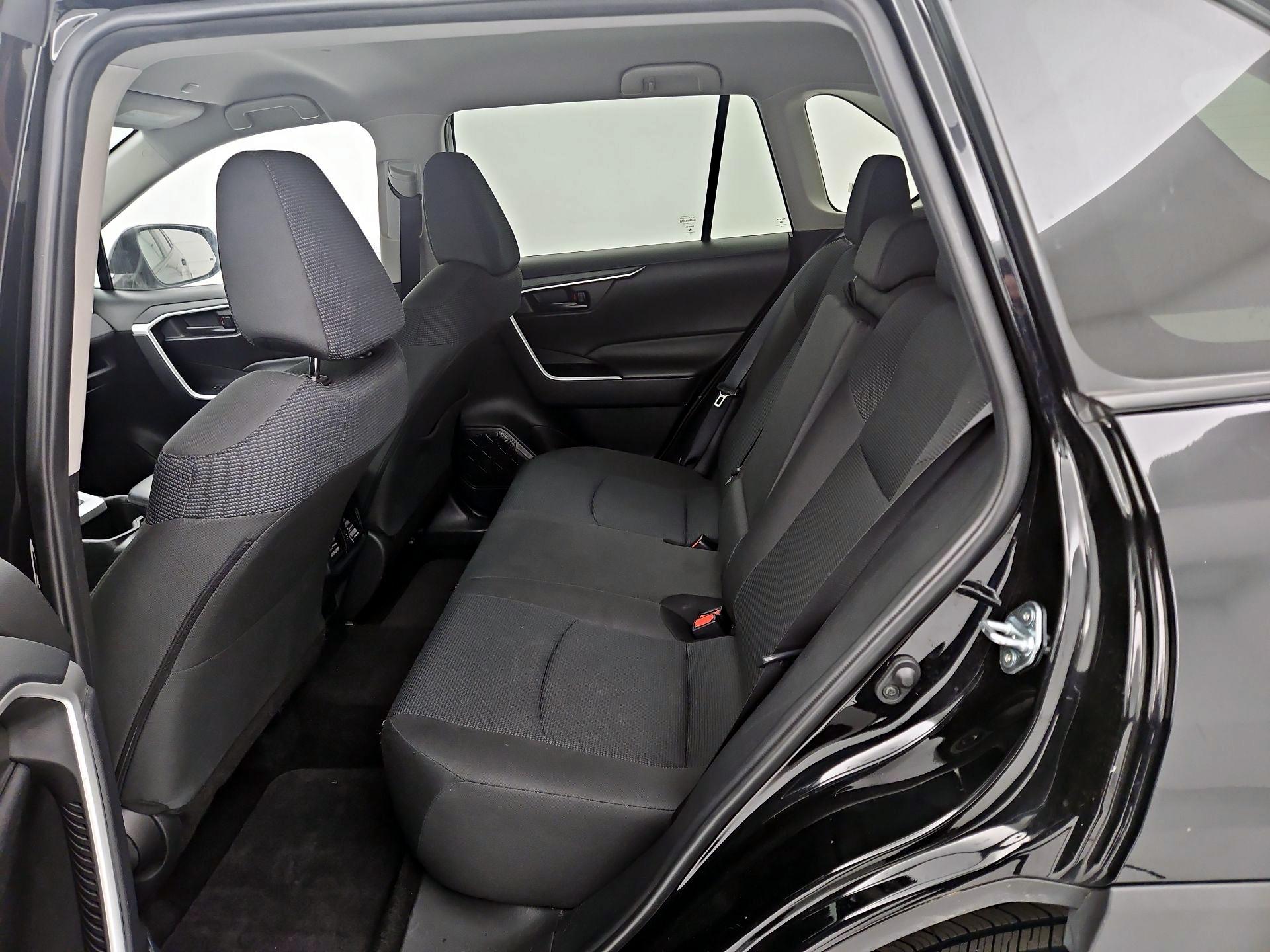 Thumbnail: 2024 Toyota RAV4 - 19