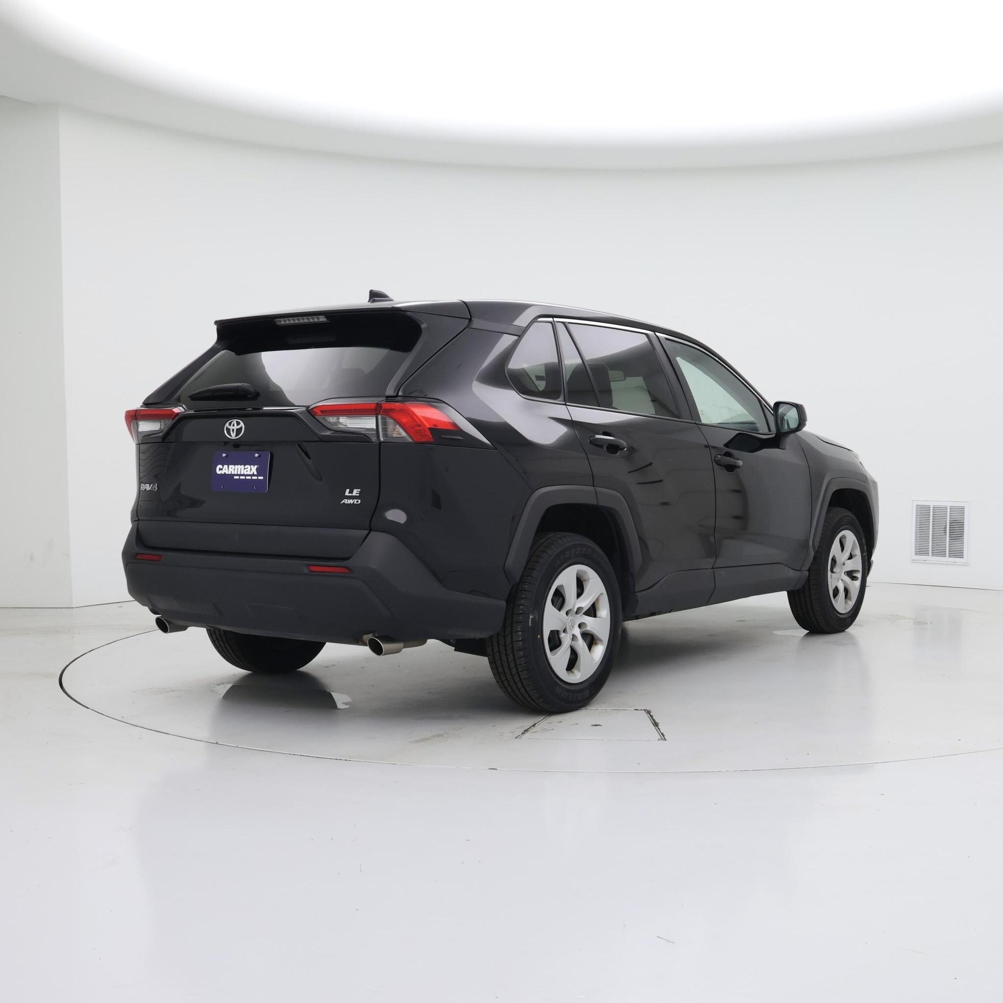 Thumbnail: 2024 Toyota RAV4 - 8