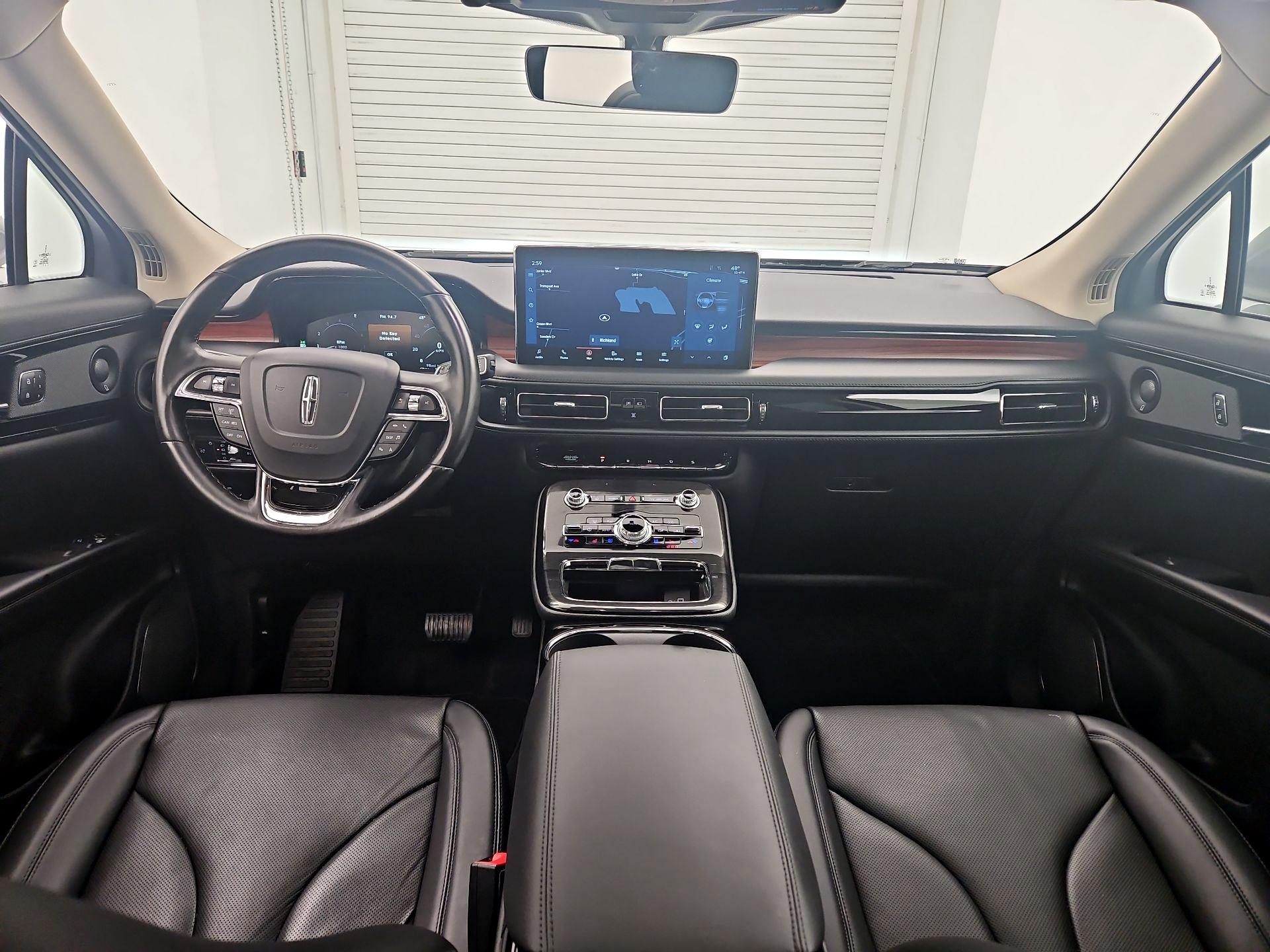 Thumbnail: 2023 Lincoln Nautilus - 9