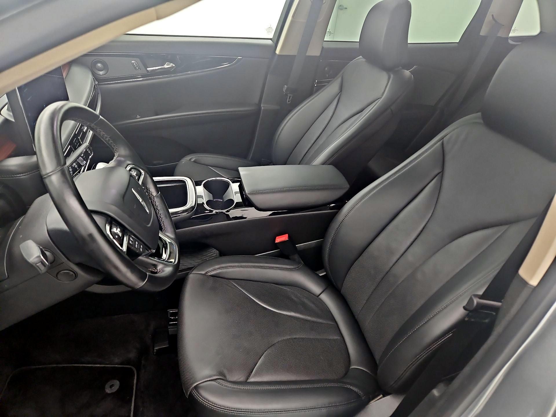 Thumbnail: 2023 Lincoln Nautilus - 11