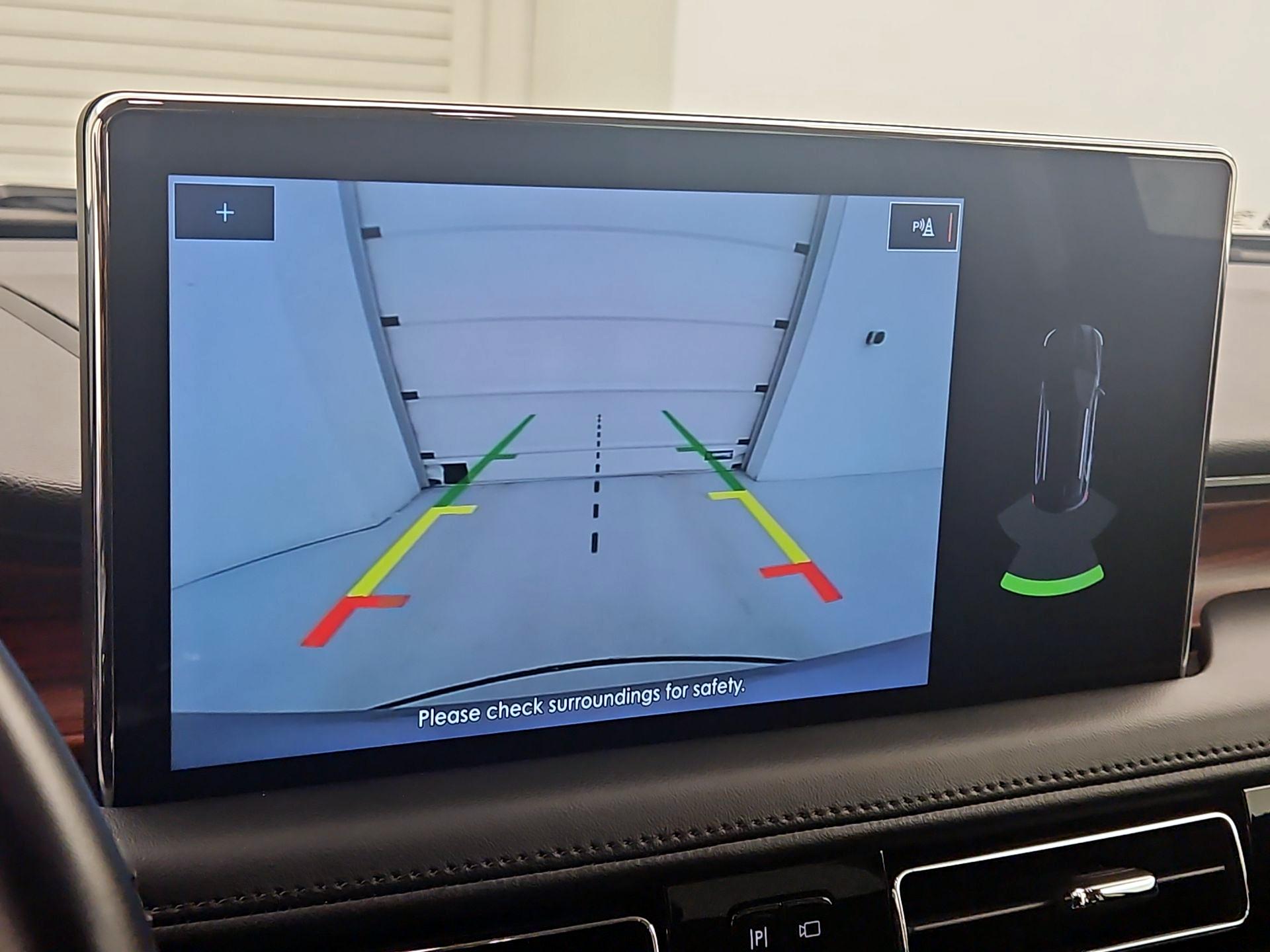 Thumbnail: 2023 Lincoln Nautilus - 15