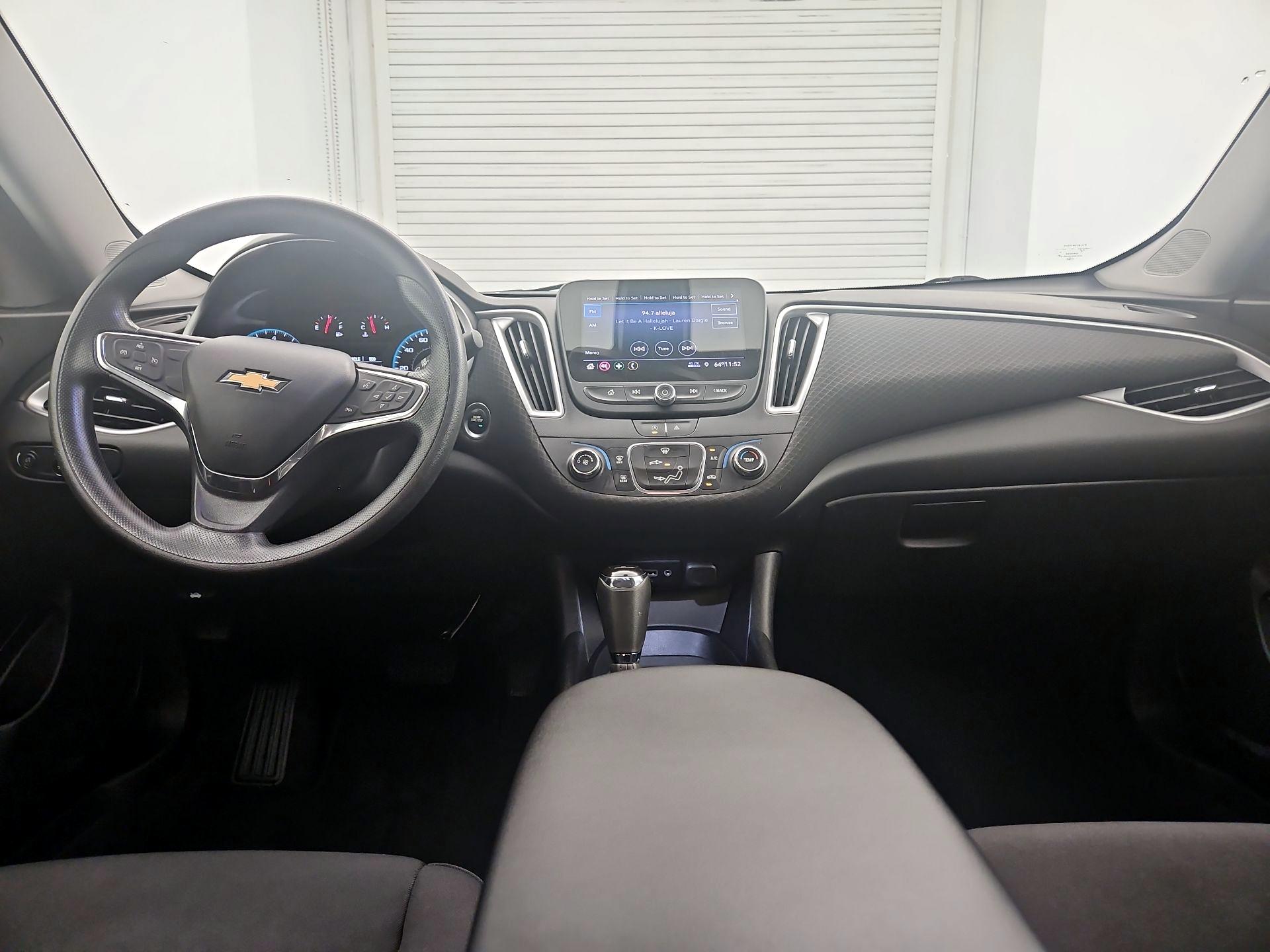 Thumbnail: 2020 Chevrolet Malibu - 9