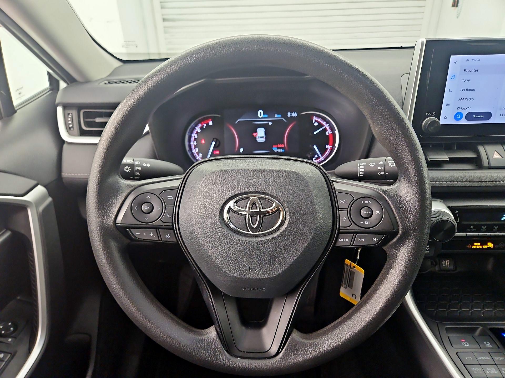 Thumbnail: 2024 Toyota RAV4 - 10