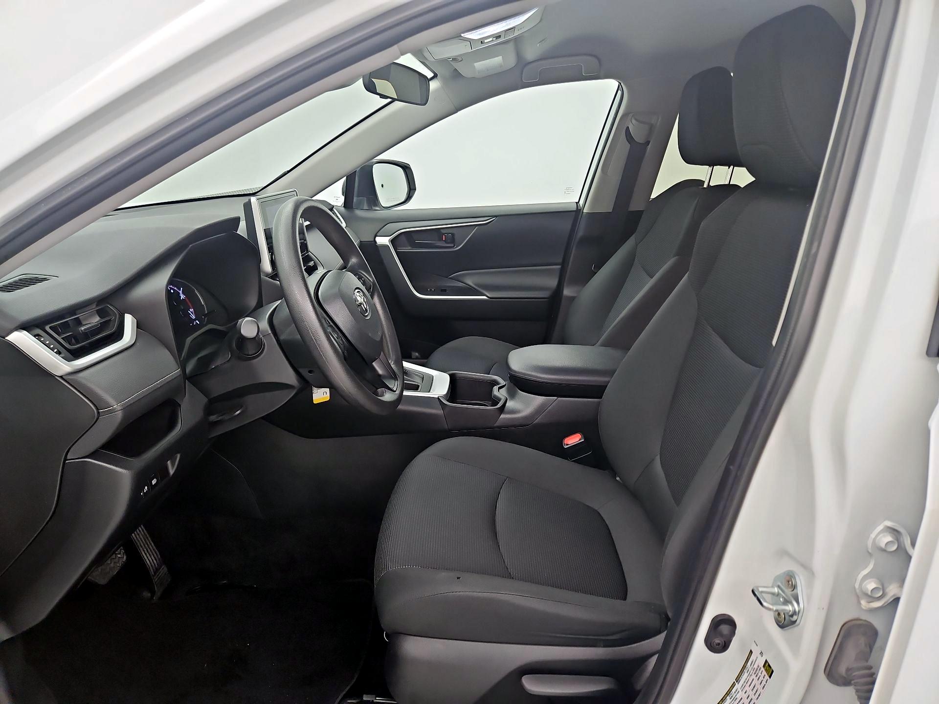 Thumbnail: 2024 Toyota RAV4 - 11