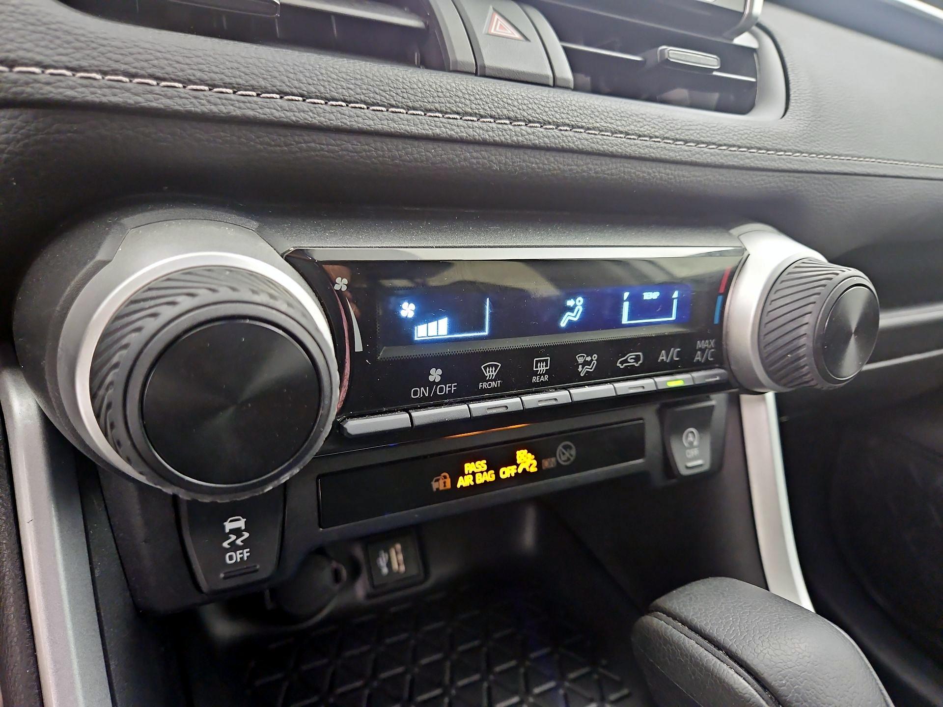 Thumbnail: 2024 Toyota RAV4 - 16