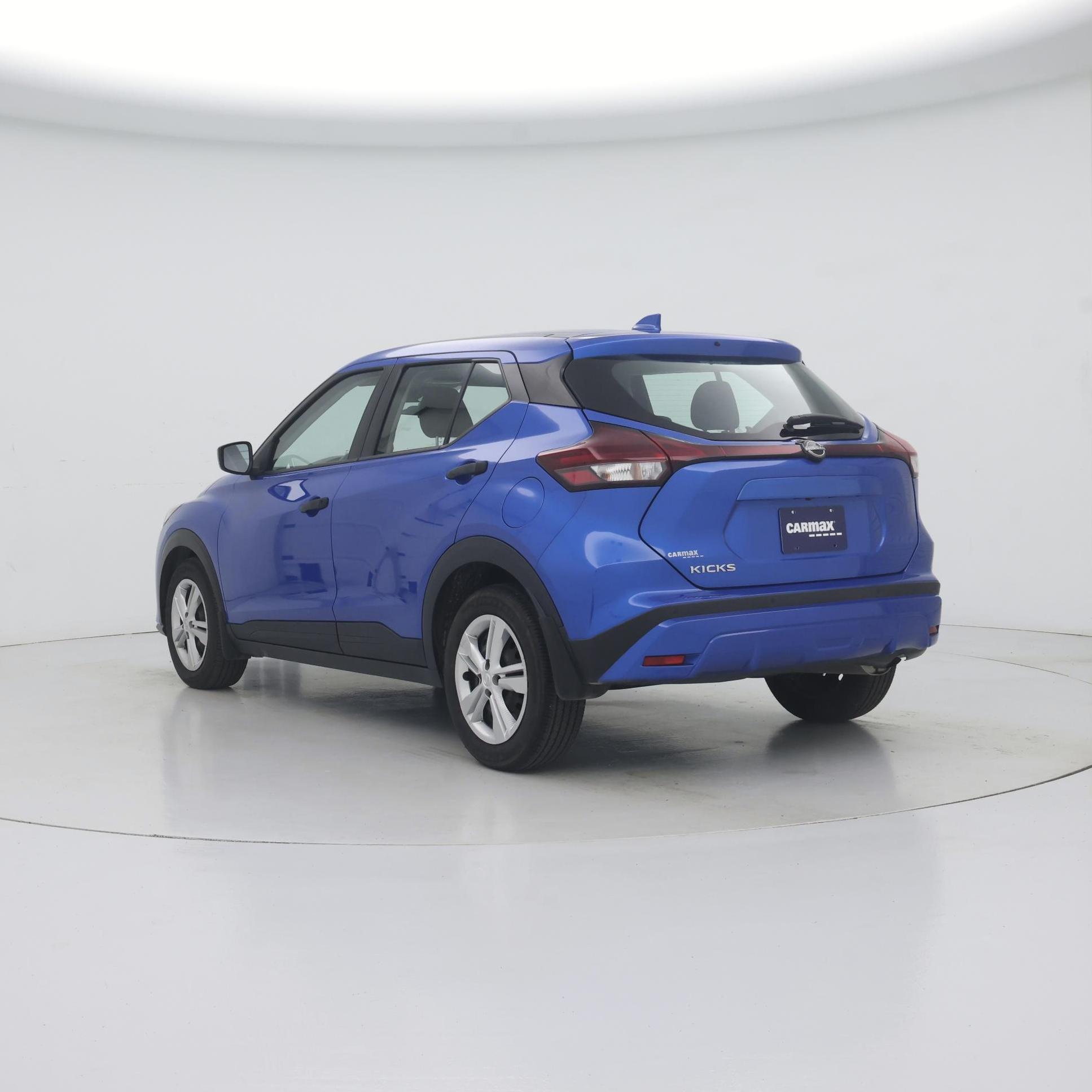 Thumbnail: 2023 Nissan Kicks - 2