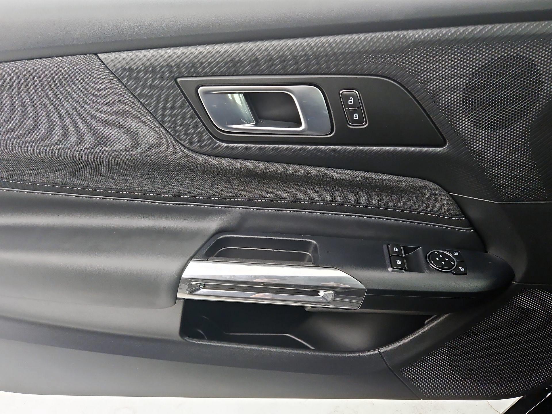 Thumbnail: 2025 Ford Mustang - 12