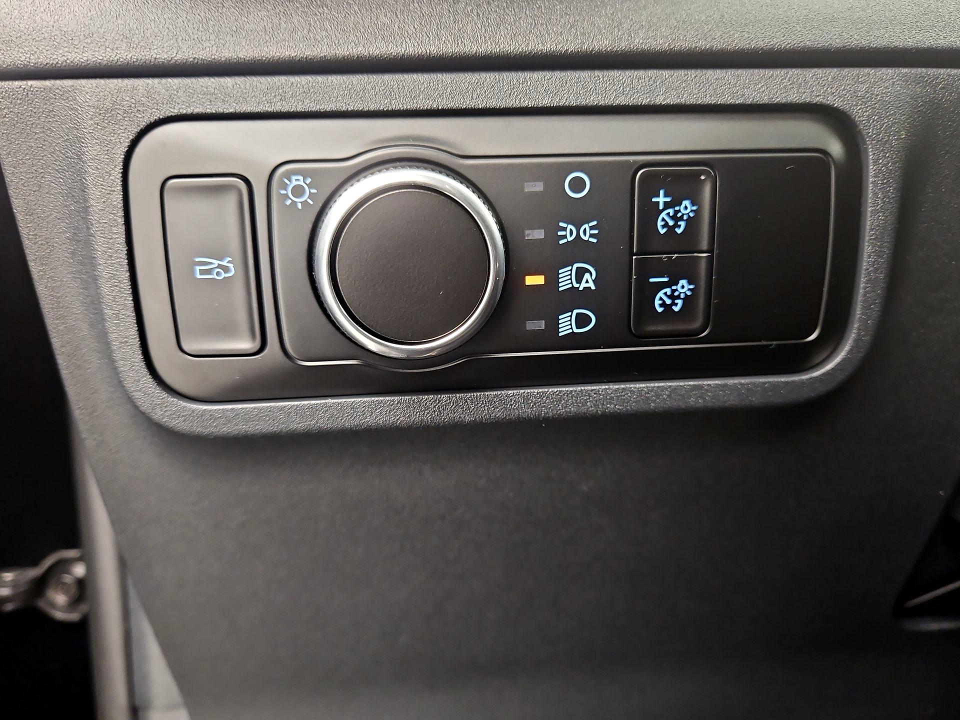 Thumbnail: 2025 Ford Mustang - 13