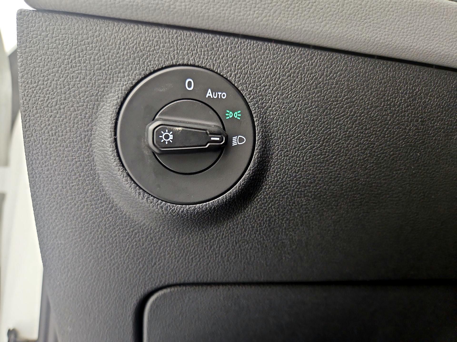 Thumbnail: 2024 Volkswagen Taos - 13