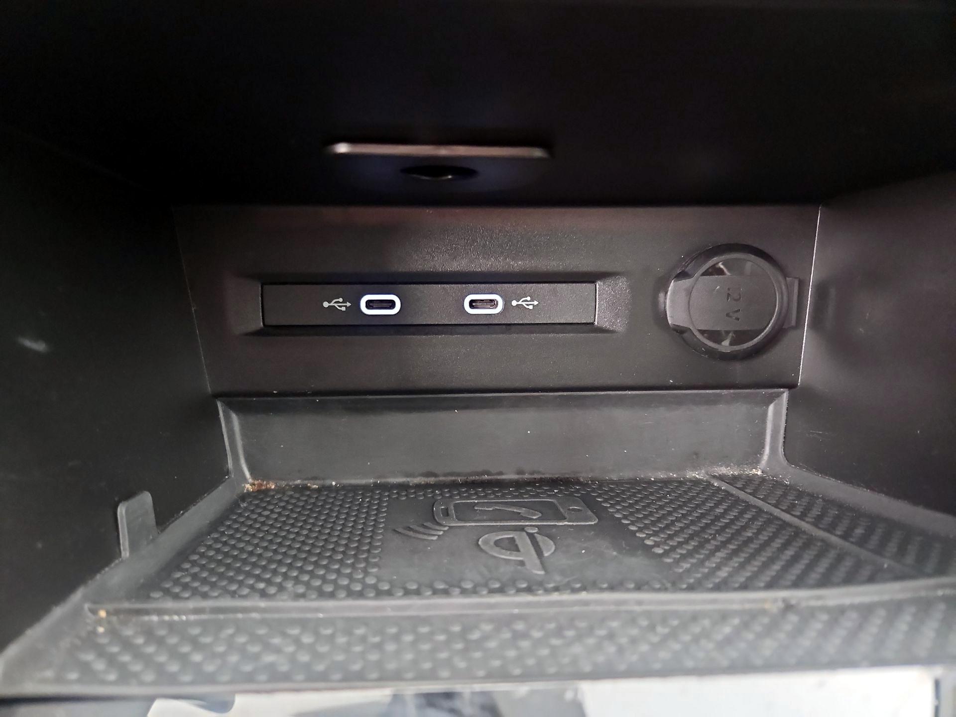 Thumbnail: 2024 Volkswagen Taos - 18