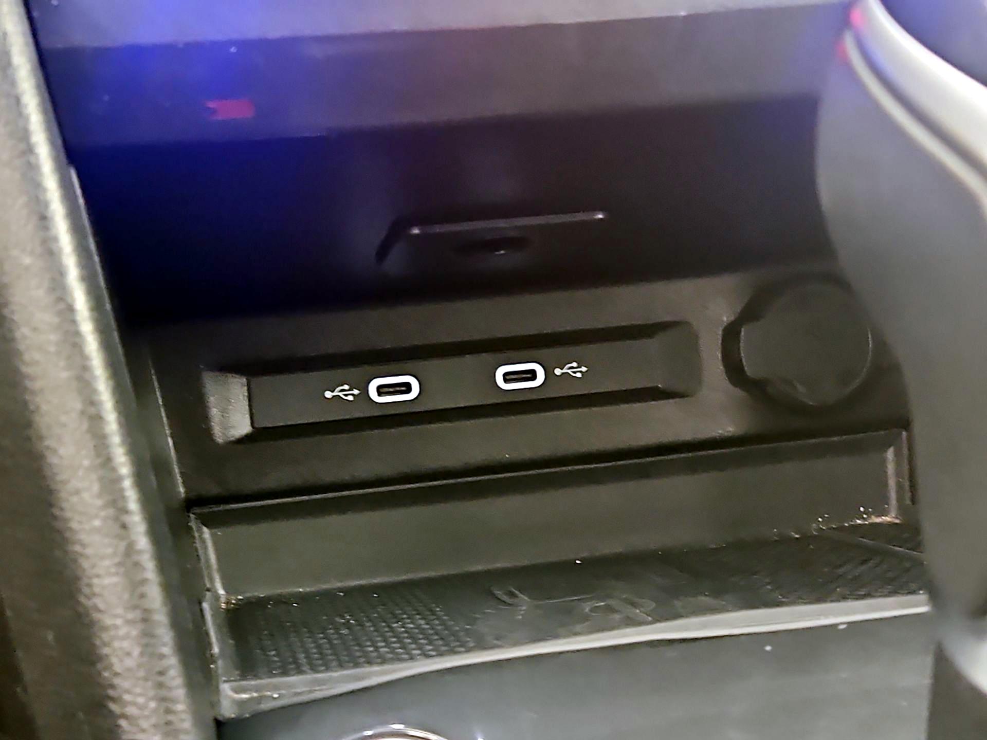 Thumbnail: 2024 Volkswagen Tiguan - 18