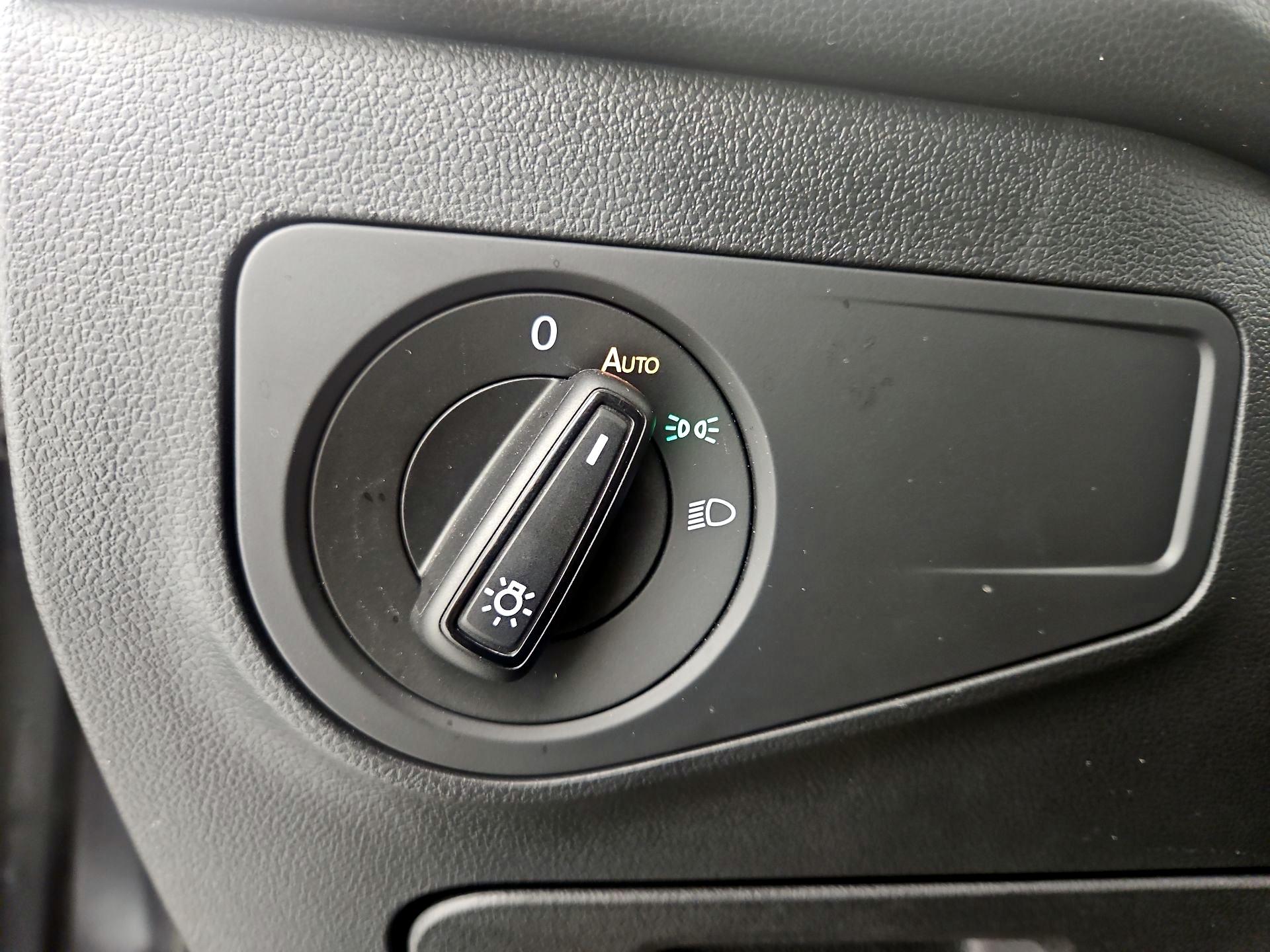 Thumbnail: 2024 Volkswagen Tiguan - 13