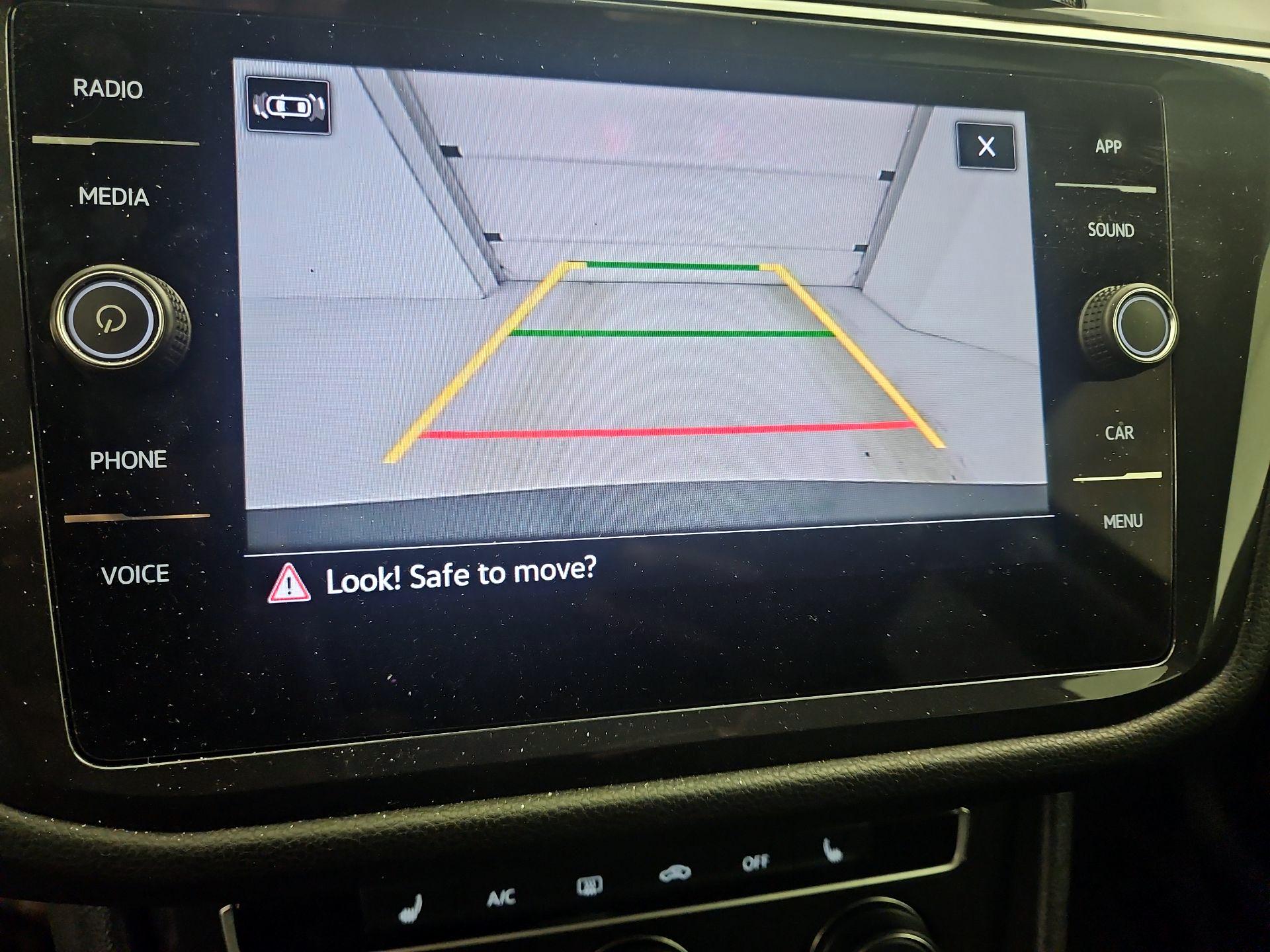 Thumbnail: 2024 Volkswagen Tiguan - 14