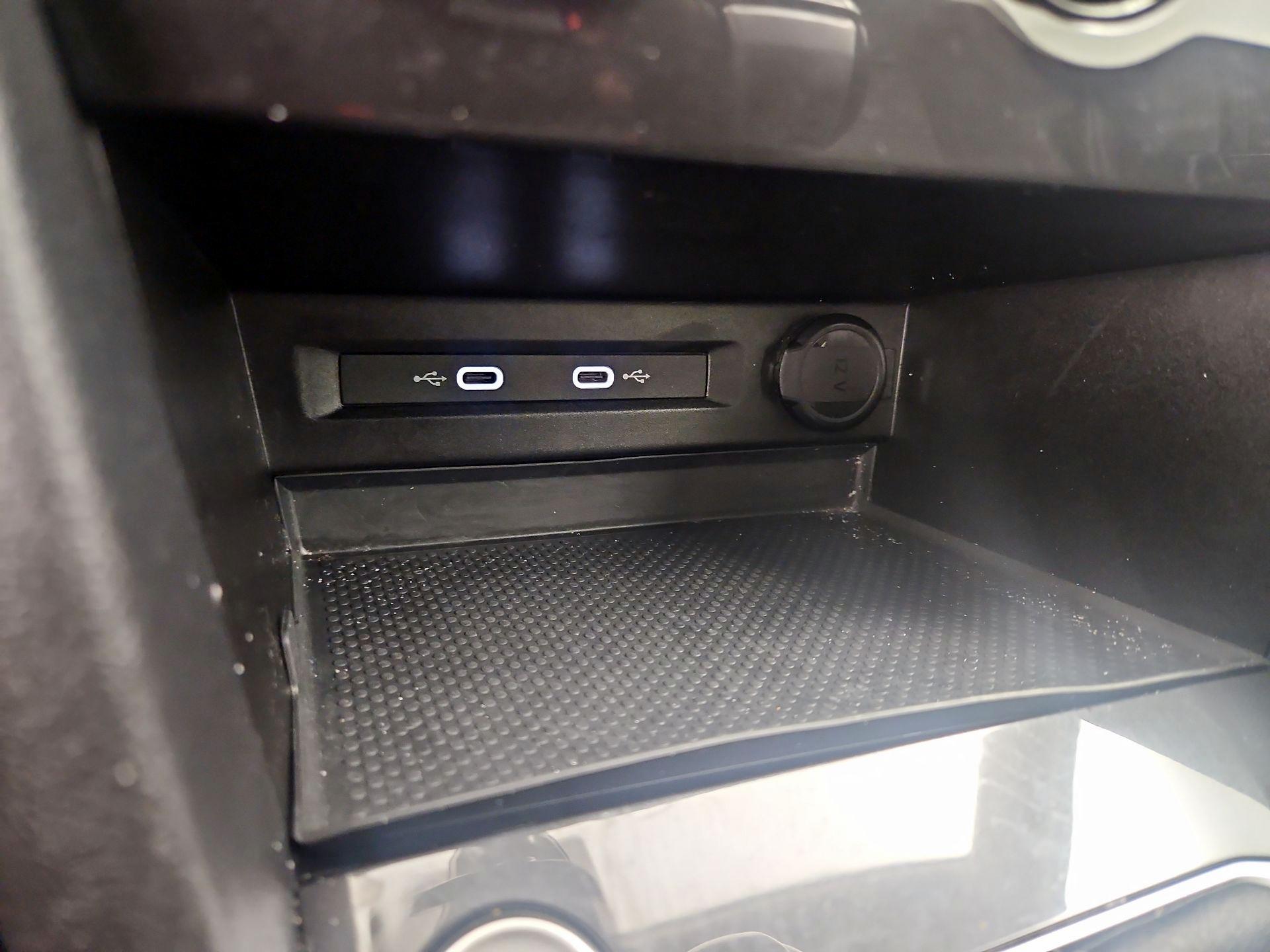 Thumbnail: 2024 Volkswagen Tiguan - 18